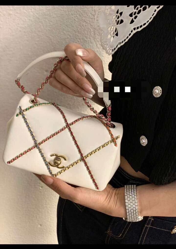 Chanel Pre-loved Bag Very good condition Size ONE SIZE - 3 Thumbnail