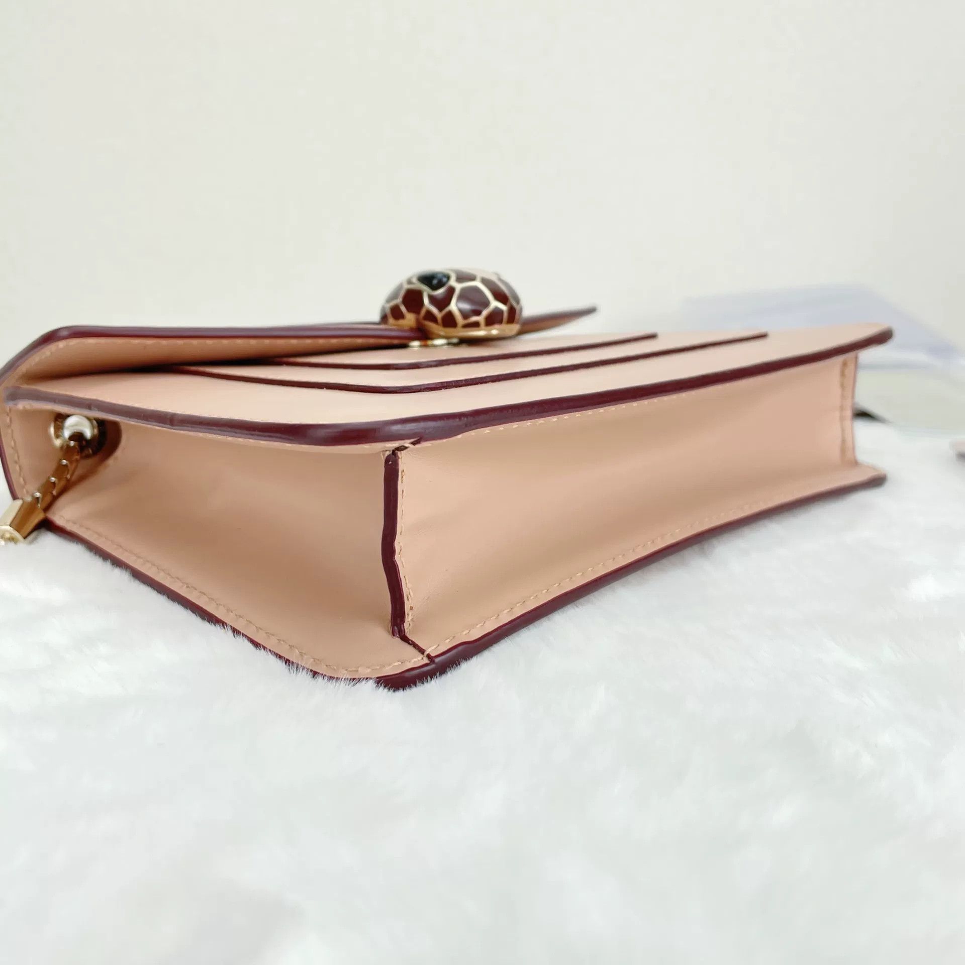 Bvlgari Pre-loved Bag Very good condition Size ONE SIZE - 5 Thumbnail