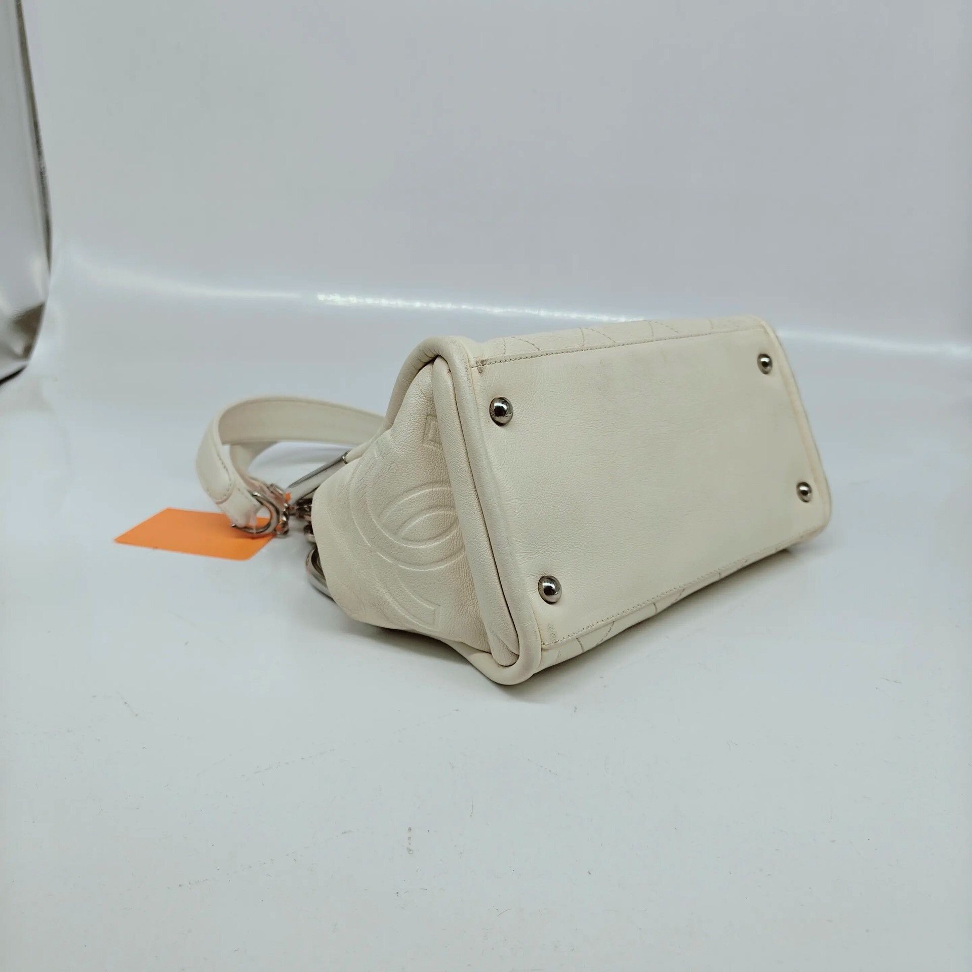 Chanel Pre-loved Bag Very good condition Size ONE SIZE - 7 Thumbnail