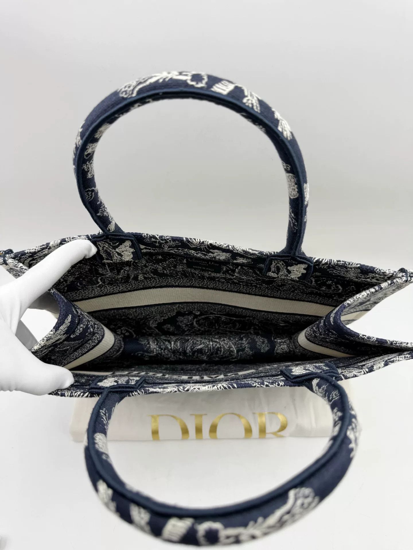 Dior Pre-loved Bag Very good condition Size ONE SIZE - 7 Thumbnail