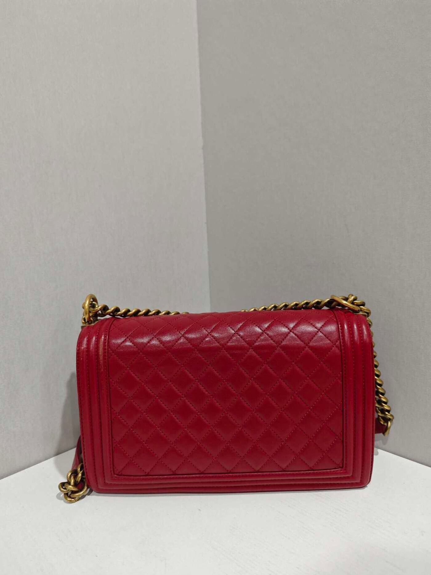 Chanel Pre-loved Bag Very good condition Size ONE SIZE - 2 Thumbnail