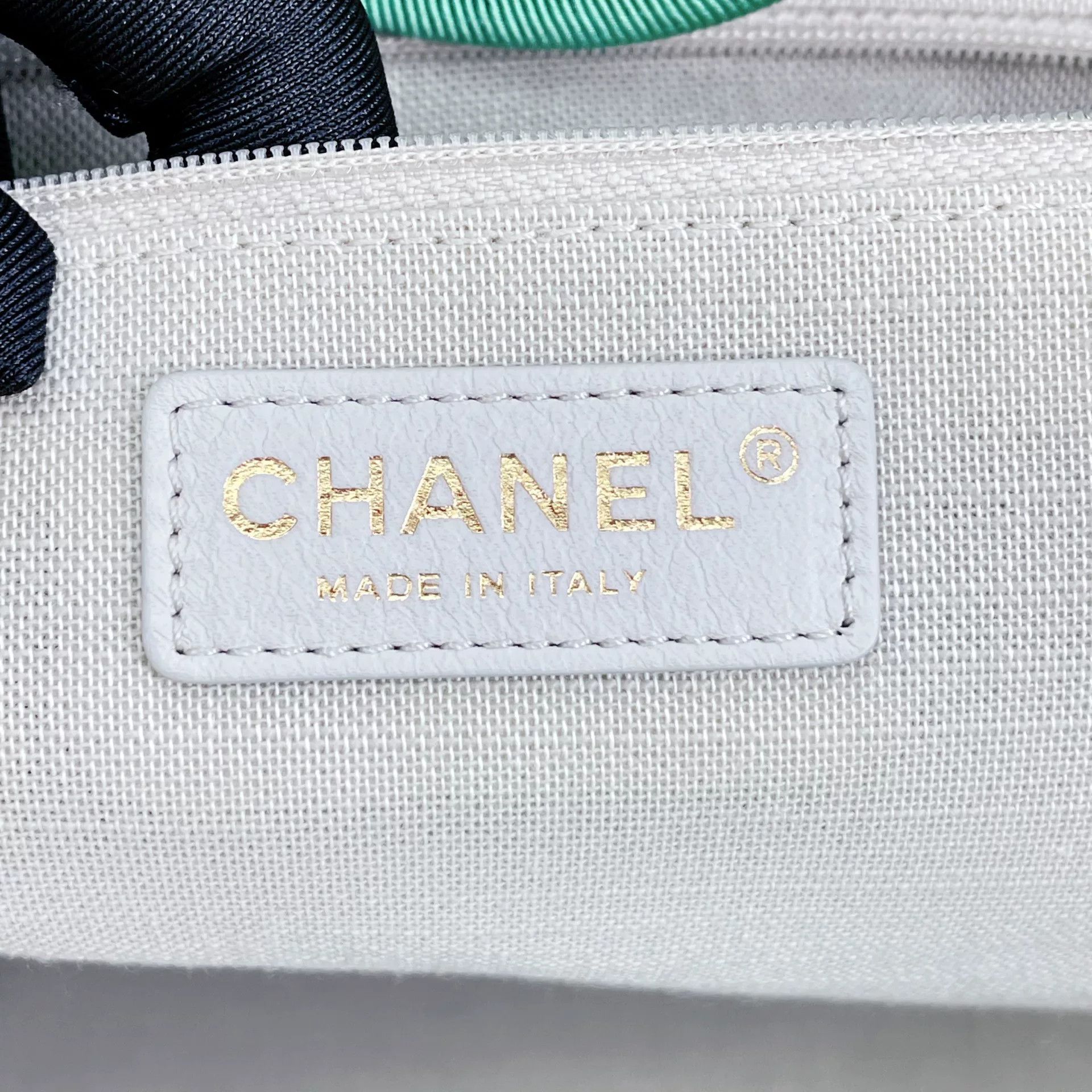 Chanel Pre-loved Bag Very good condition Size ONE SIZE - 8 Thumbnail