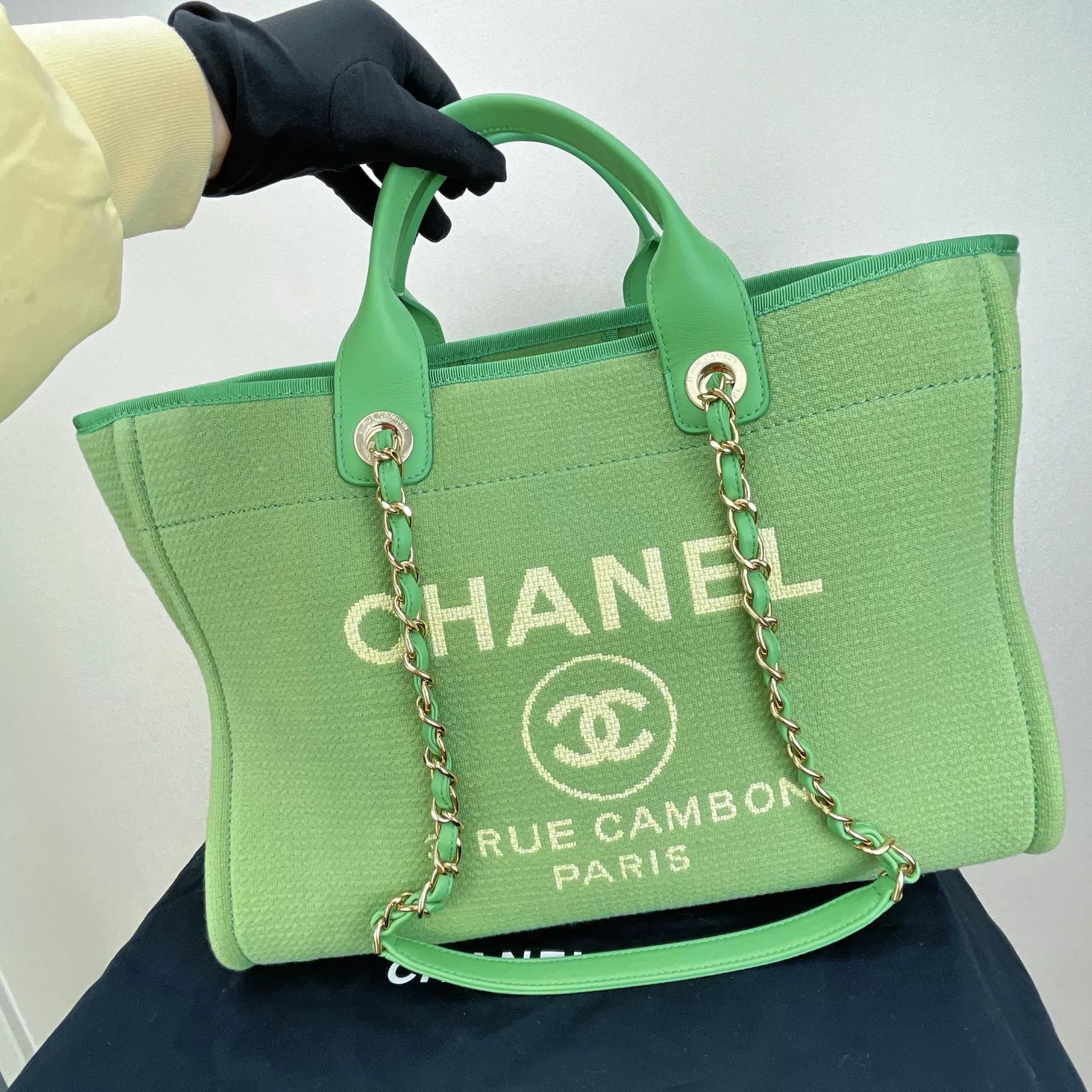 Chanel Pre-loved Bag Very good condition Size ONE SIZE - 6 Thumbnail