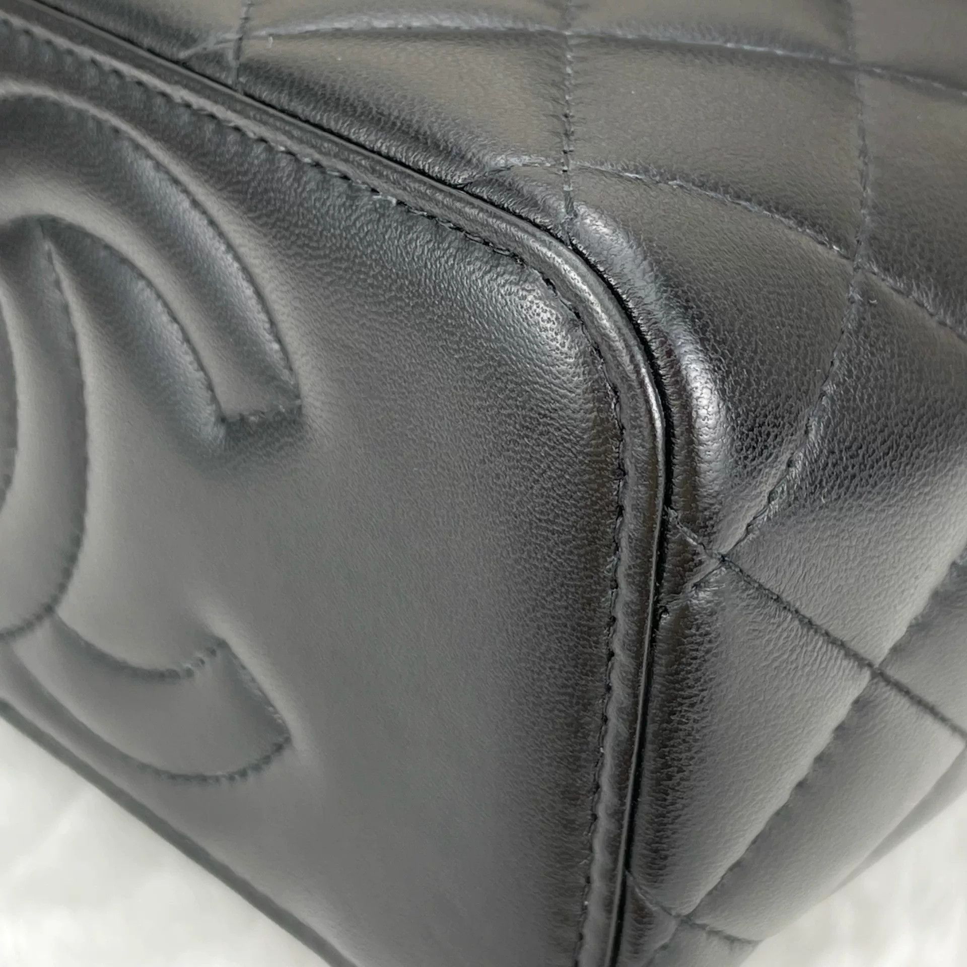 Chanel Pre-loved Bag Very good condition Size ONE SIZE - 6 Thumbnail