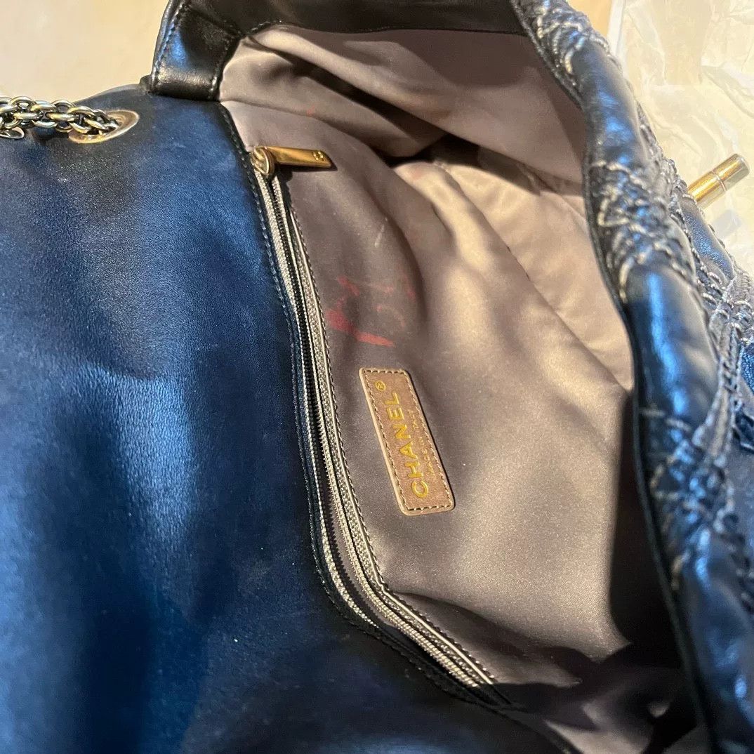 Chanel Pre-loved Bag Very good condition Size ONE SIZE - 9 Thumbnail