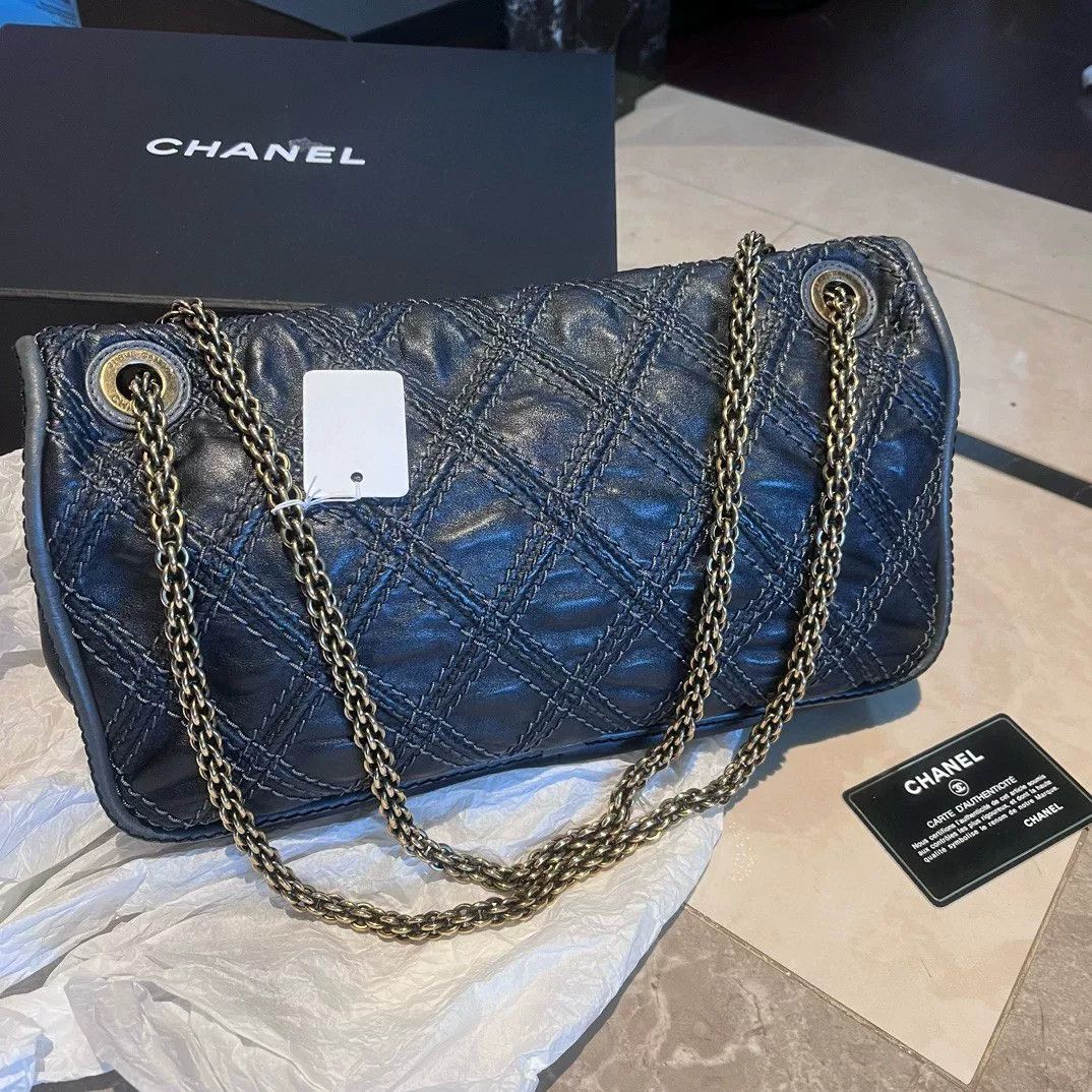 Chanel Pre-loved Bag Very good condition Size ONE SIZE - 2 Thumbnail