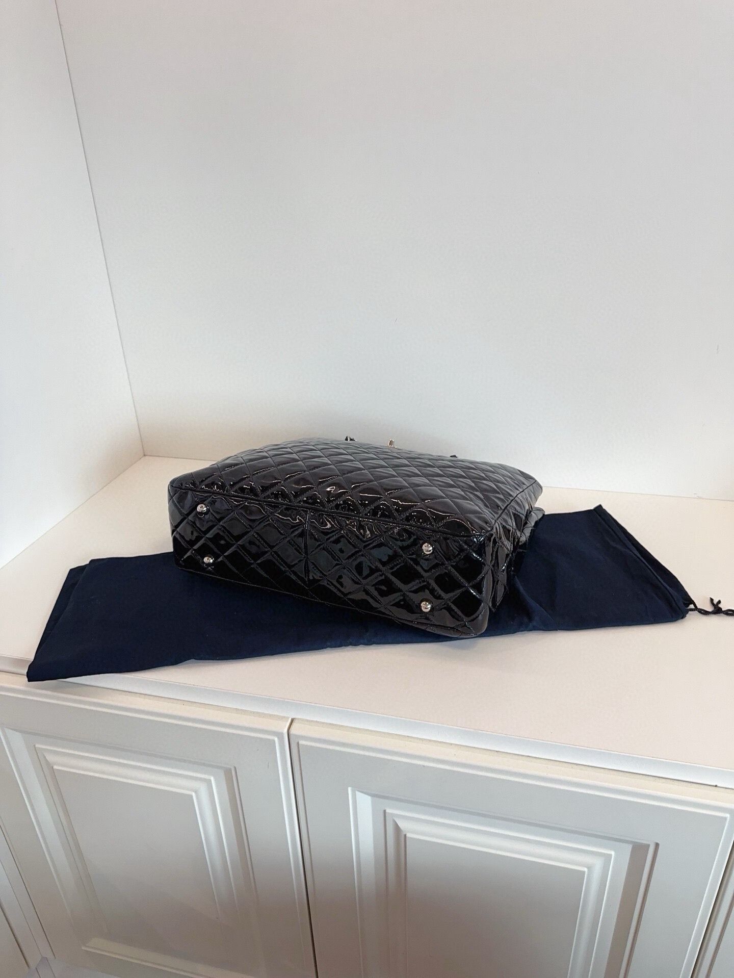 Chanel Pre-loved Bag Very good condition Size ONE SIZE - 6 Thumbnail