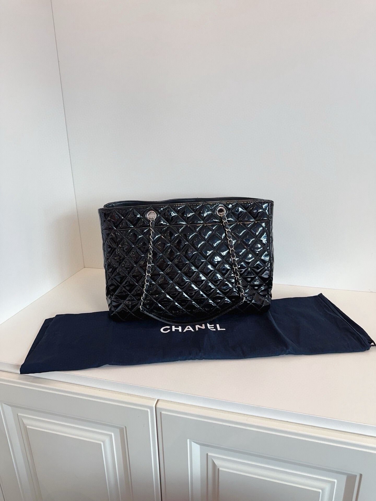 Chanel Pre-loved Bag Very good condition Size ONE SIZE - 3 Thumbnail