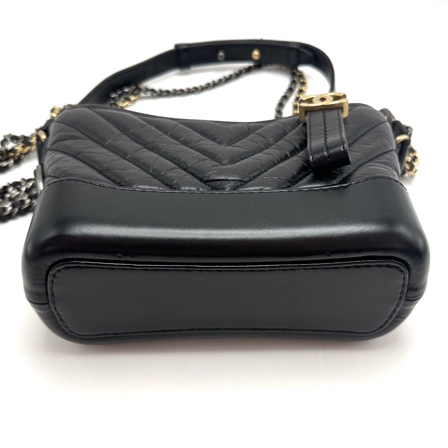 Chanel Pre-loved Bag Very good condition Size ONE SIZE - 4 Thumbnail
