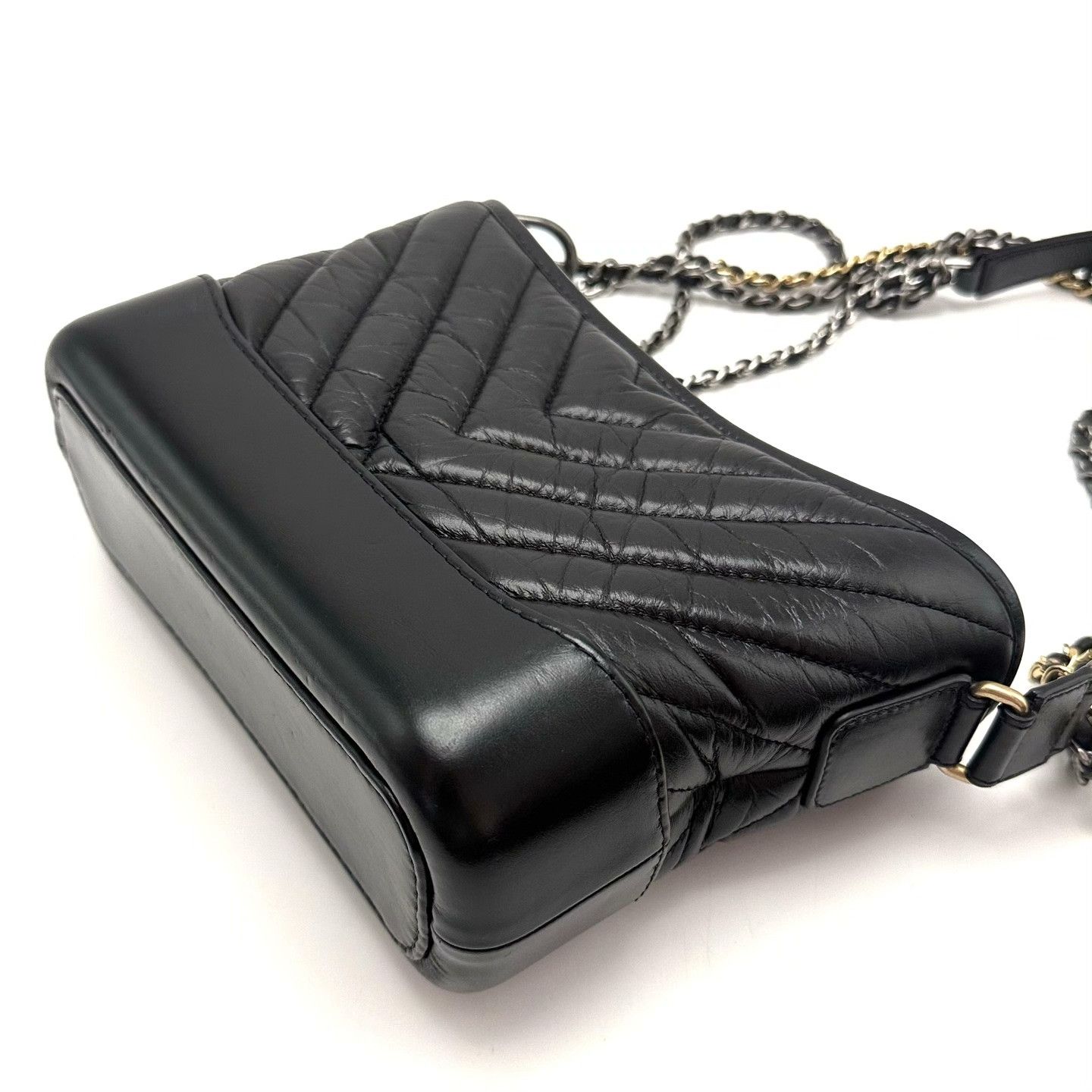 Chanel Pre-loved Bag Very good condition Size ONE SIZE - 5 Thumbnail
