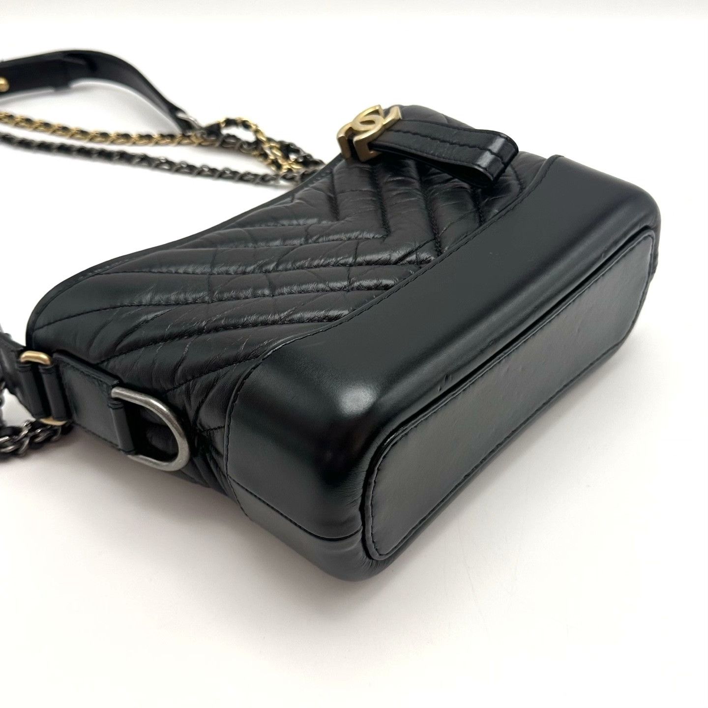 Chanel Pre-loved Bag Very good condition Size ONE SIZE - 3 Thumbnail