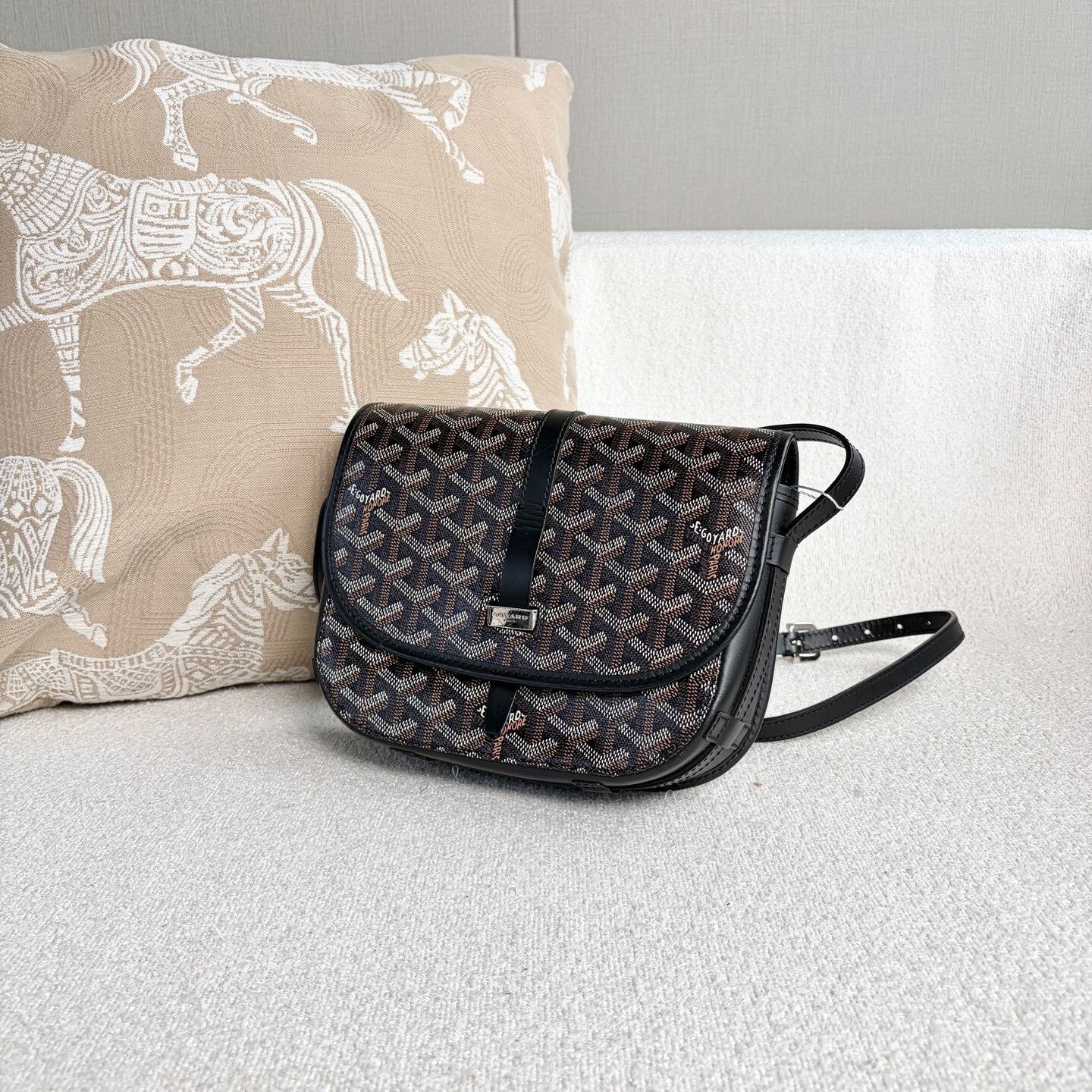 Goyard Pre-loved Bag Very good condition Size ONE SIZE - 4 Thumbnail
