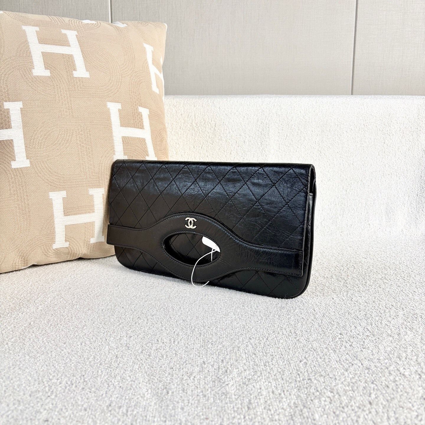 Chanel Pre-loved Bag Very good condition Size ONE SIZE - 4 Thumbnail
