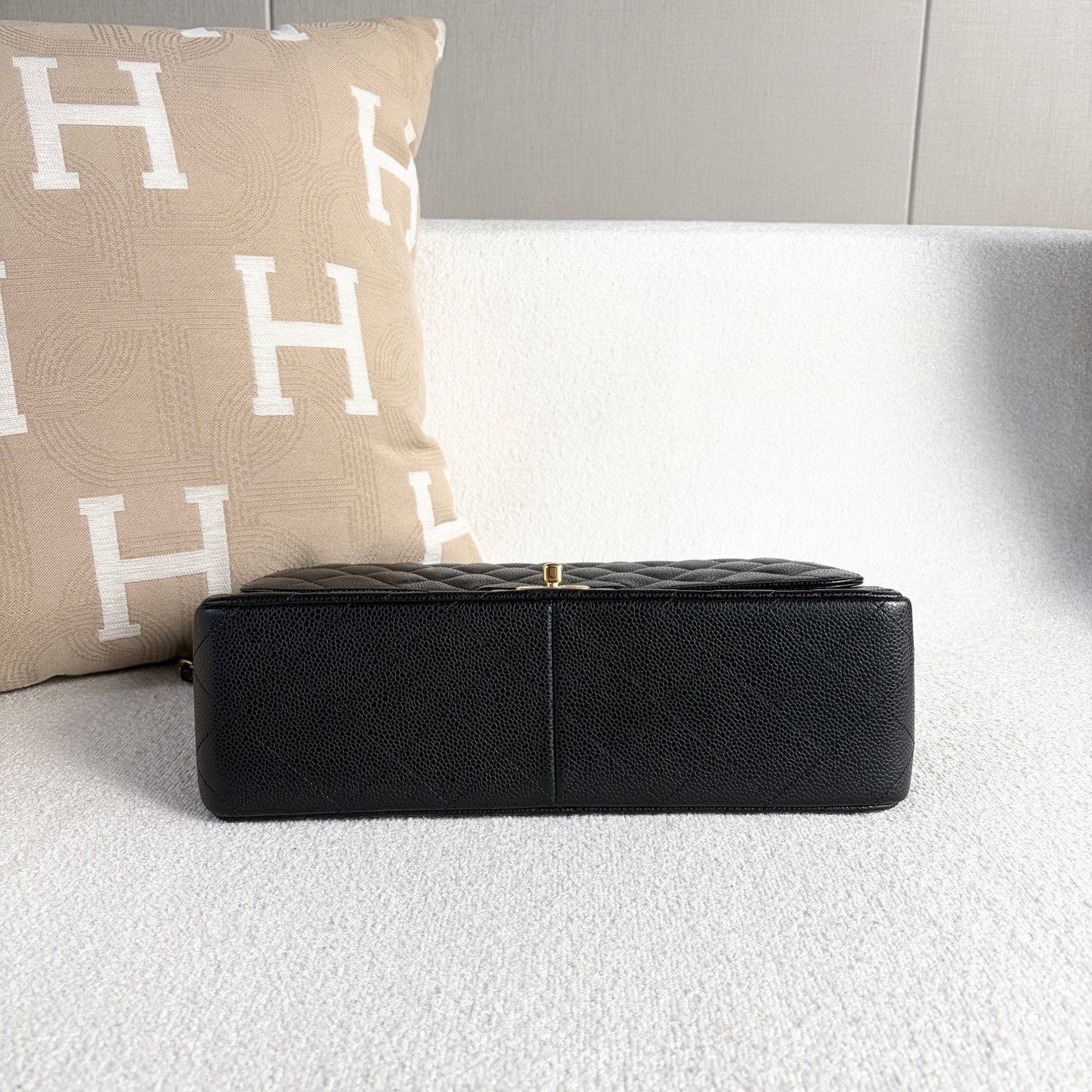 Chanel Pre-loved Bag Very good condition Size ONE SIZE - 5 Thumbnail