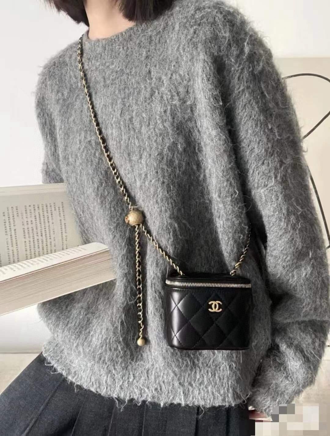 Chanel Pre-loved Bag Very good condition Size ONE SIZE - 9 Thumbnail