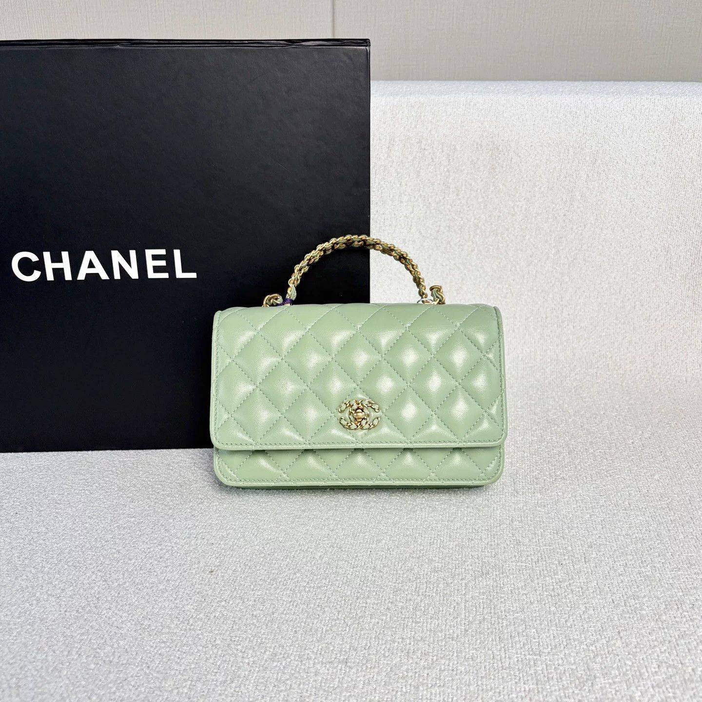 Chanel Pre-loved Bag Very good condition Size ONE SIZE - 2 Thumbnail