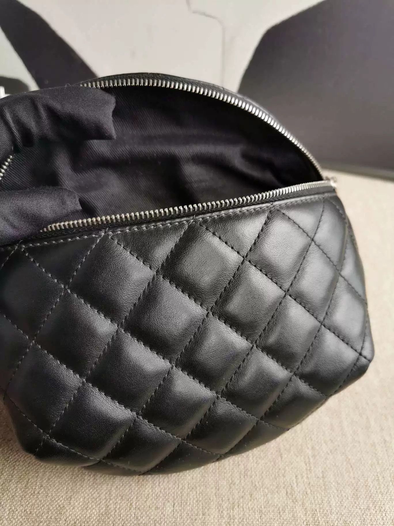Chanel Pre-loved Bag Very good condition Size ONE SIZE - 6 Thumbnail