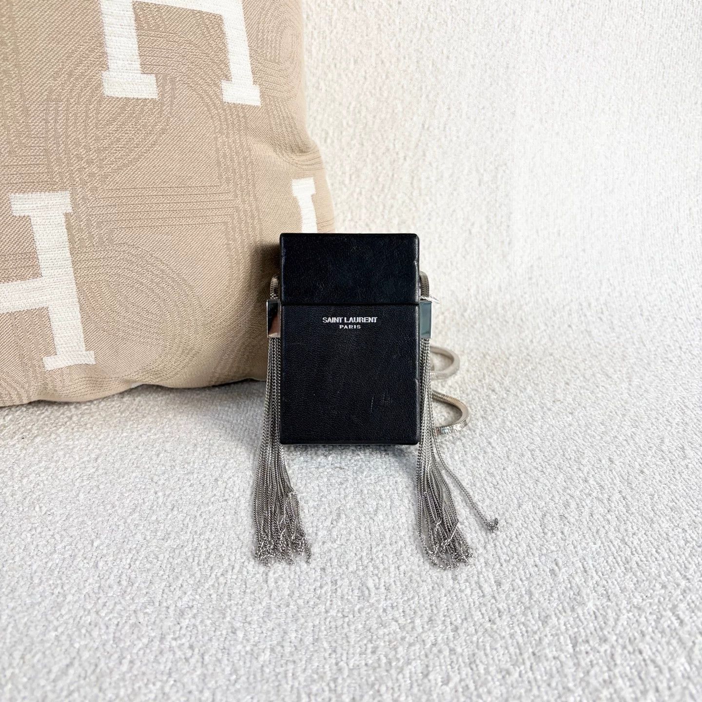 Saint Laurent Paris Pre-loved Bag Very good condition Size ONE SIZE - 2 Thumbnail