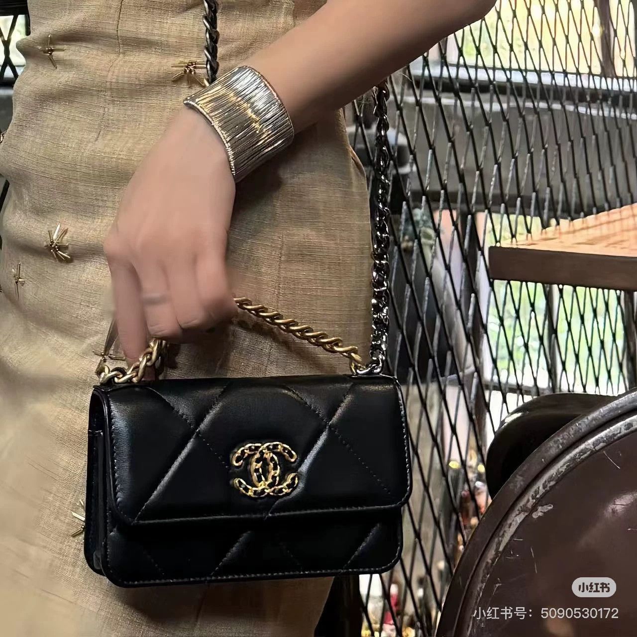 Chanel Pre-loved Bag Very good condition Size ONE SIZE - 8 Thumbnail