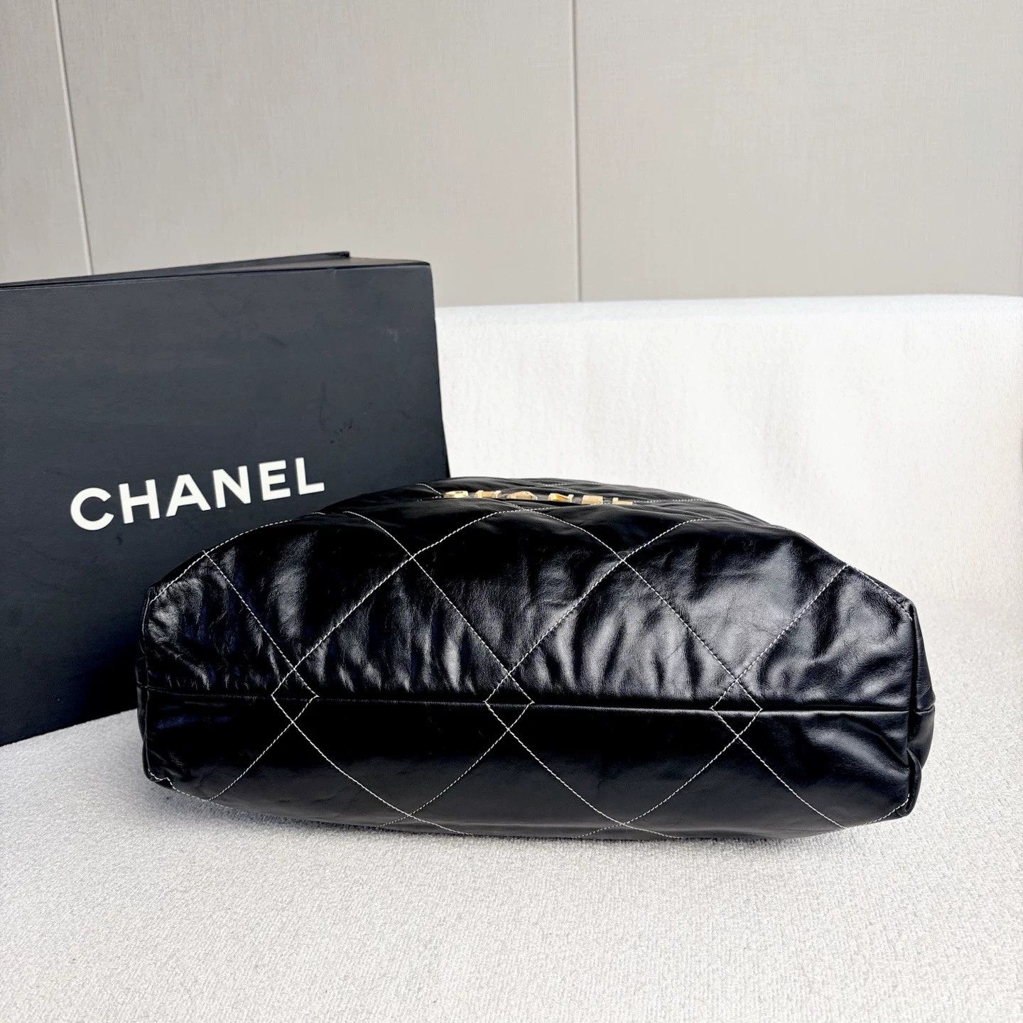 Chanel Pre-loved Bag Very good condition Size ONE SIZE - 5 Thumbnail