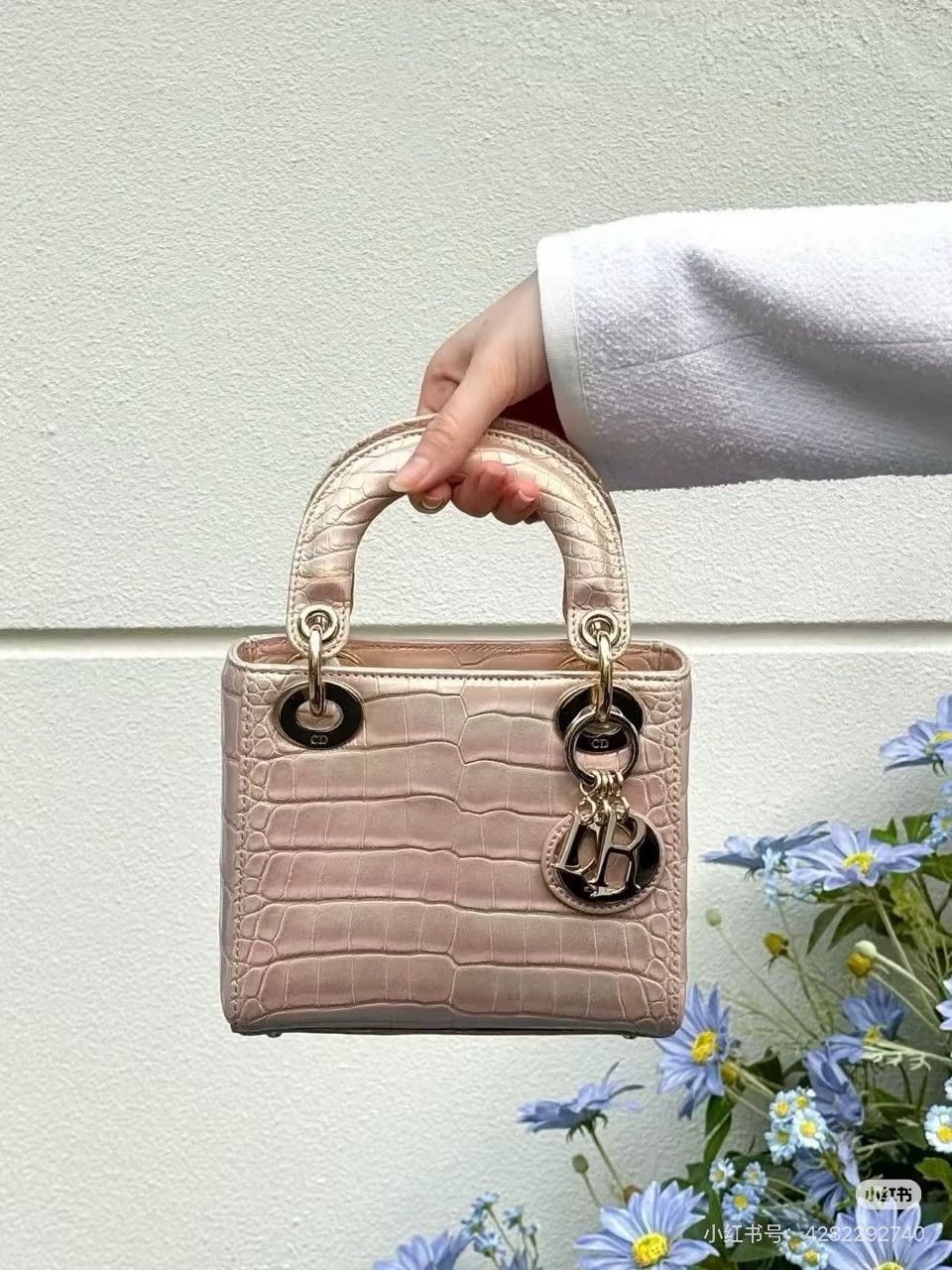 Dior Pre-loved Bag Very good condition Size ONE SIZE - 8 Thumbnail