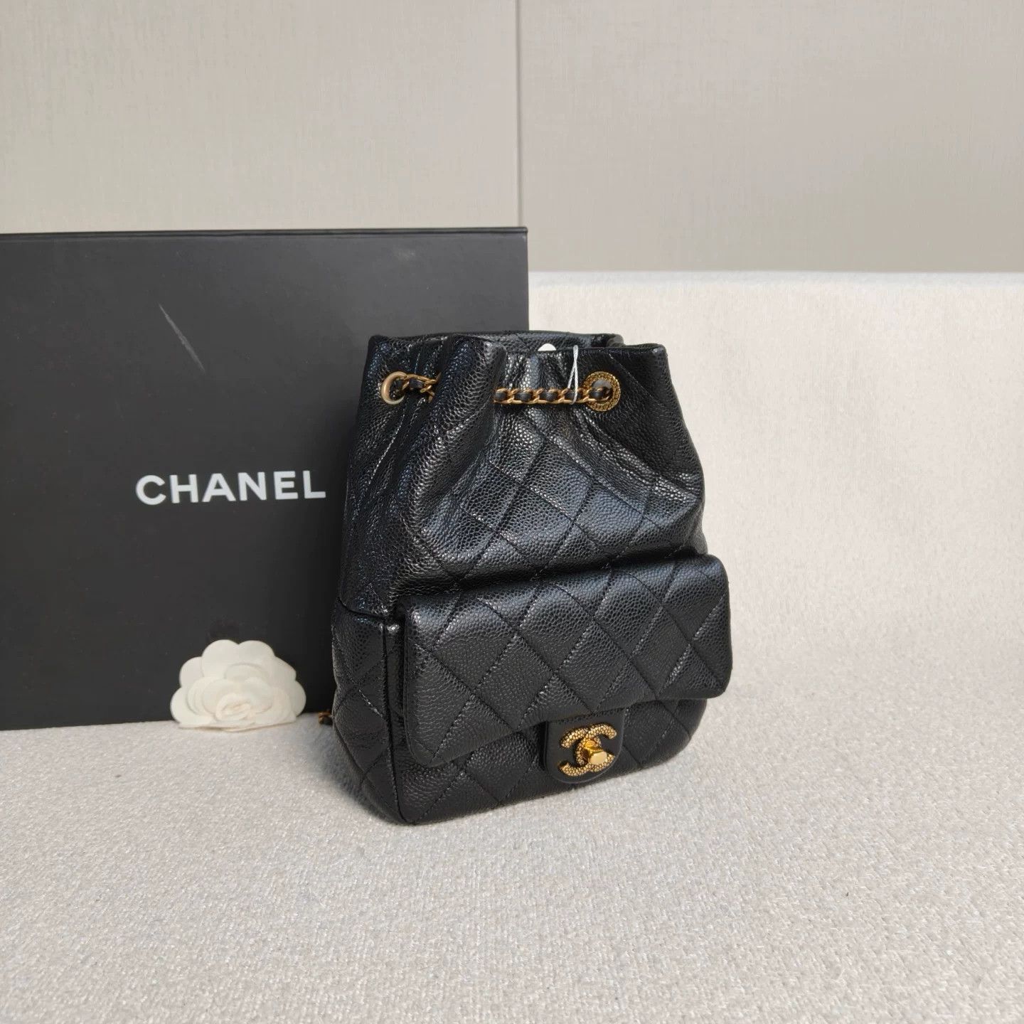 Chanel Pre-loved Bag Very good condition Size ONE SIZE - 6 Thumbnail