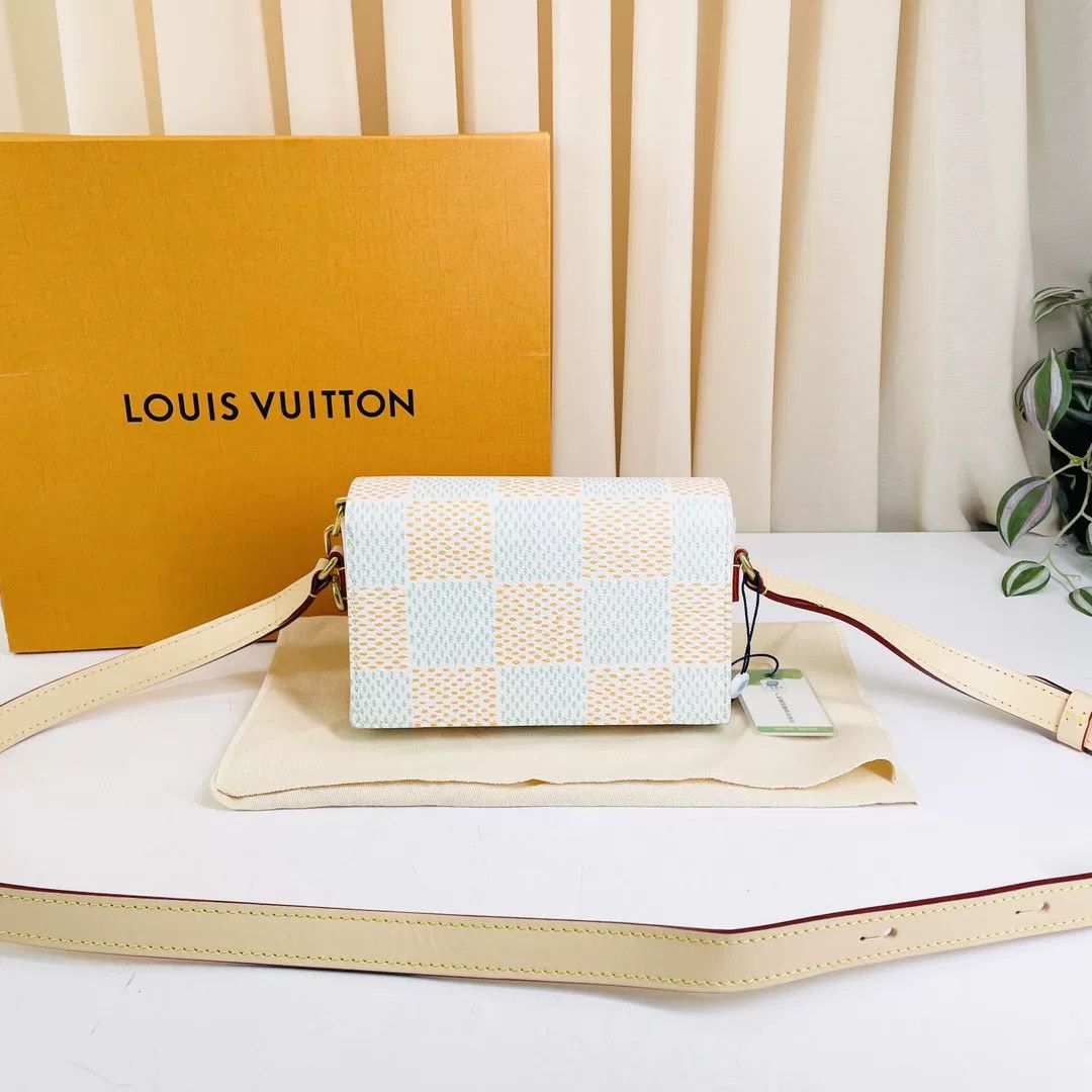 Louis Vuitton Pre-loved Bag Very good condition Size ONE SIZE - 2 Thumbnail