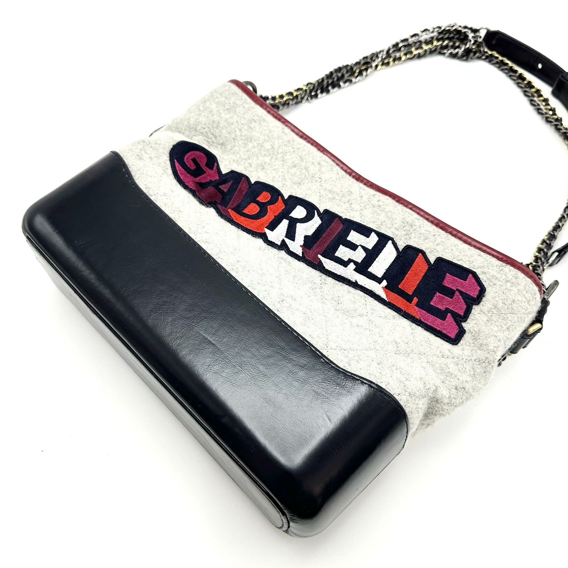 Chanel Pre-loved Bag Very good condition Size ONE SIZE - 4 Thumbnail