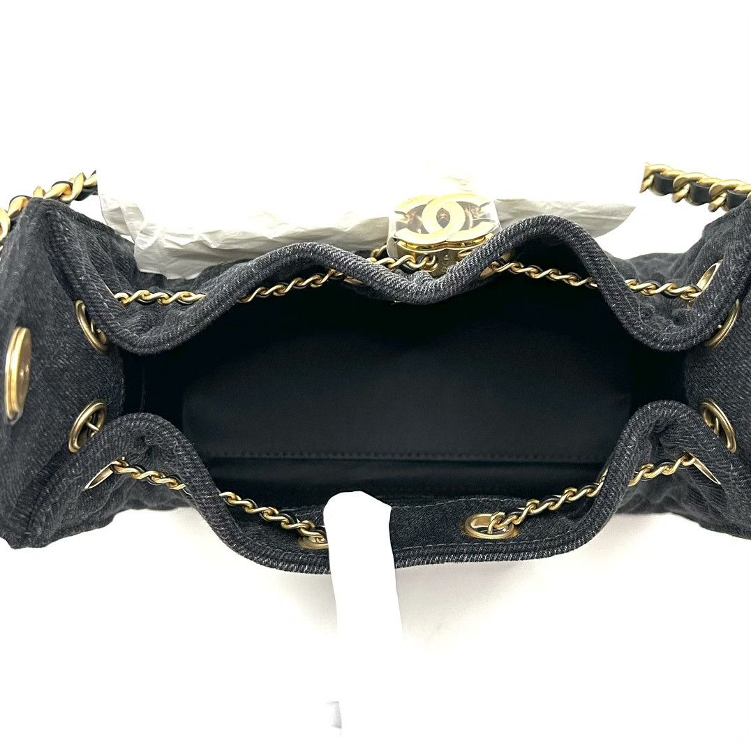Chanel Pre-loved Bag Very good condition Size ONE SIZE - 6 Thumbnail