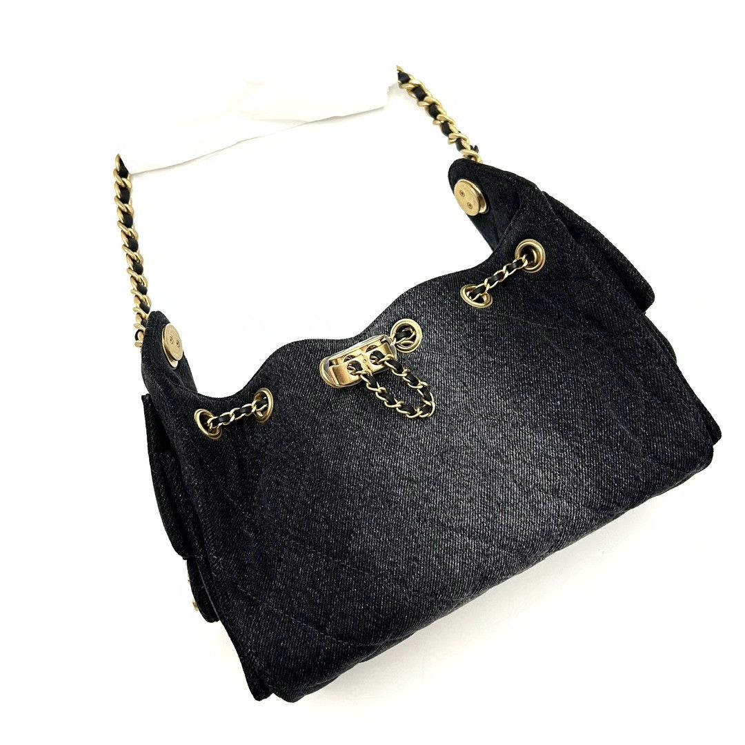 Chanel Pre-loved Bag Very good condition Size ONE SIZE - 4 Thumbnail
