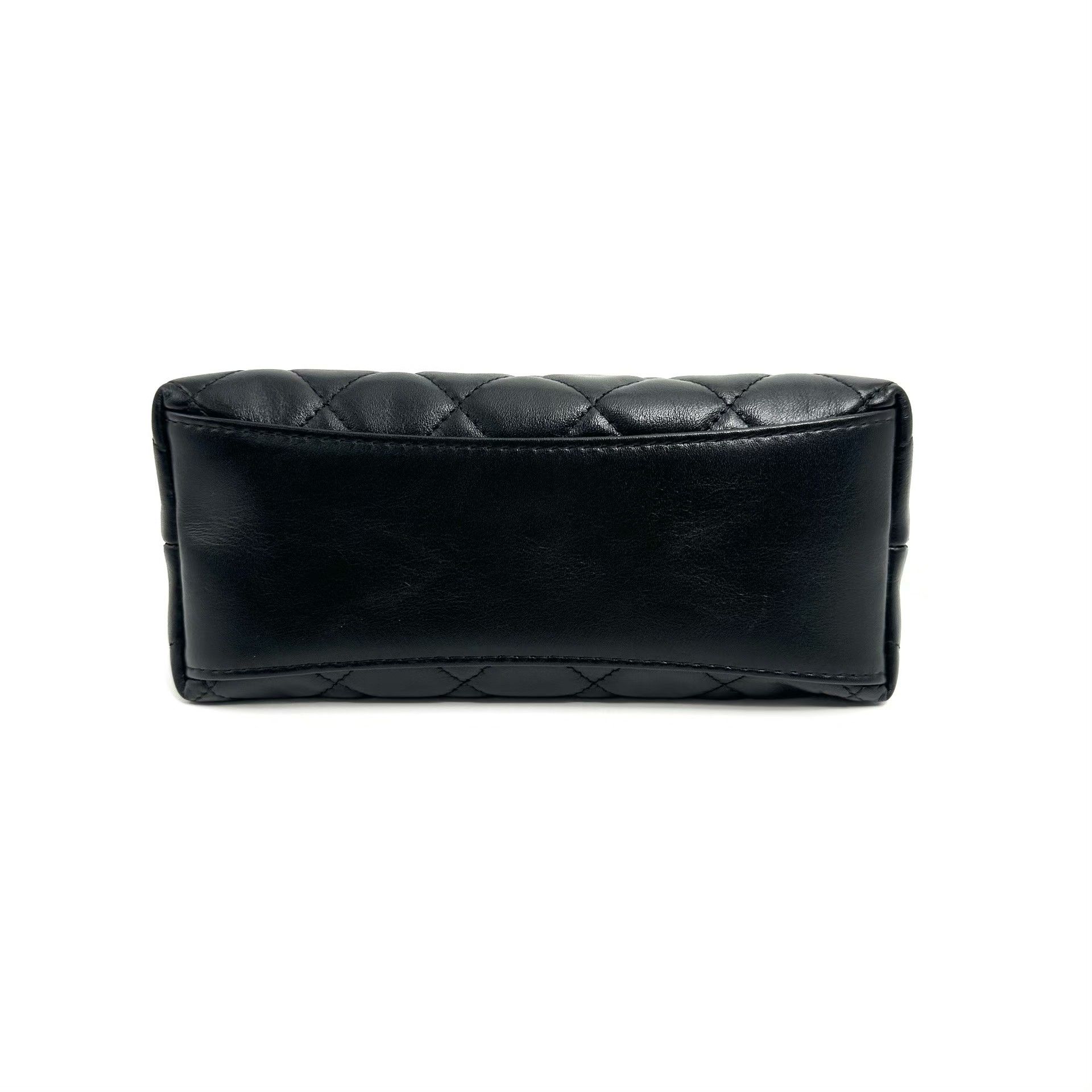 Chanel Pre-loved Bag Very good condition Size ONE SIZE - 5 Thumbnail
