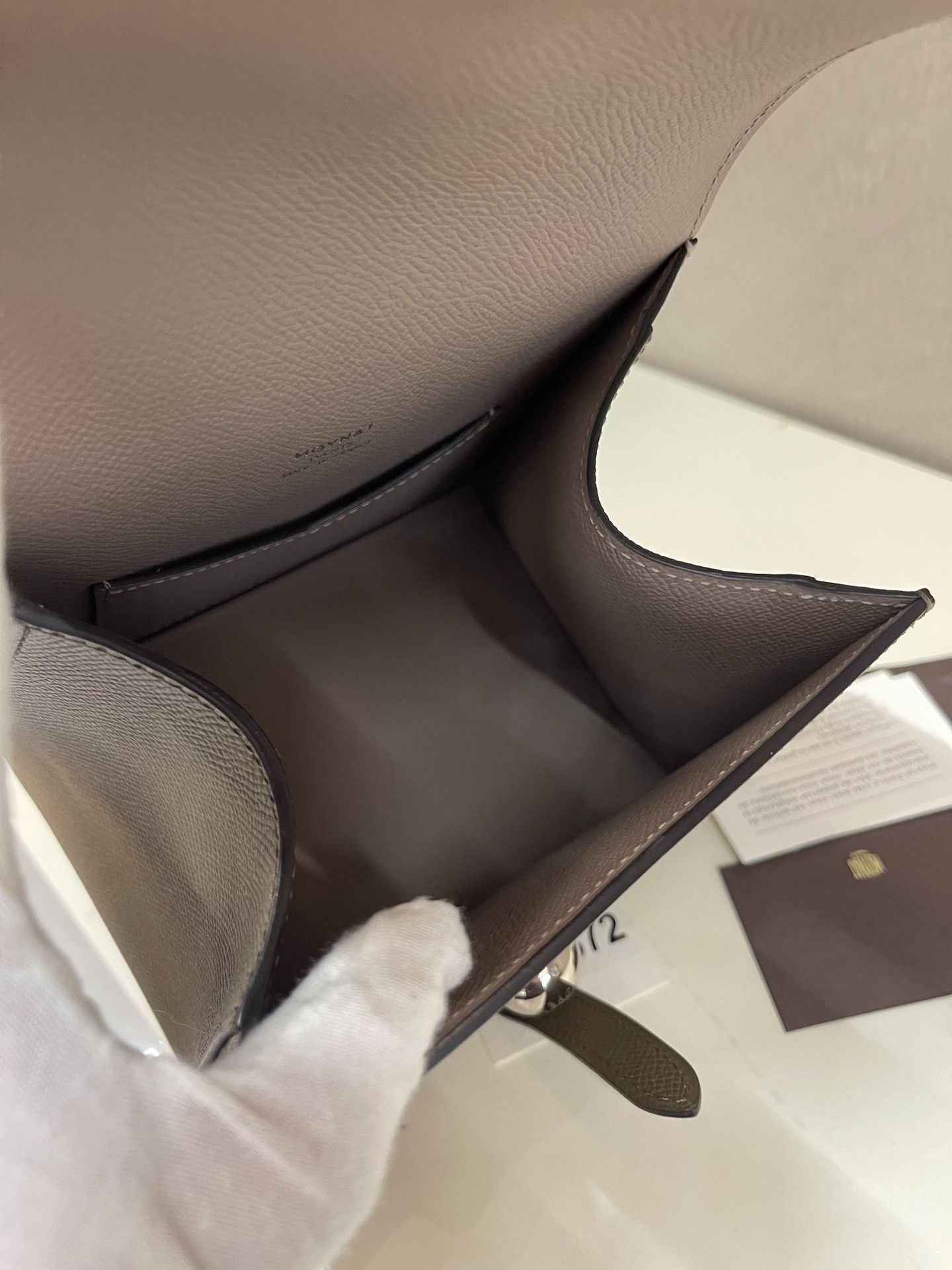 Moynat Pre-loved Bag Very good condition Size ONE SIZE - 7 Thumbnail