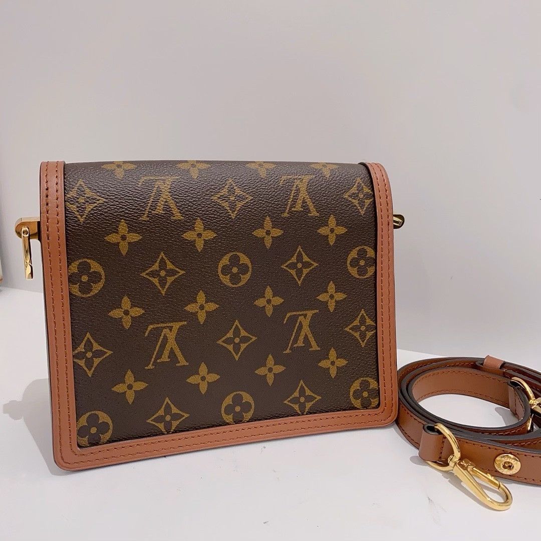 Louis Vuitton Pre-loved Bag Very good condition Size ONE SIZE - 5 Thumbnail