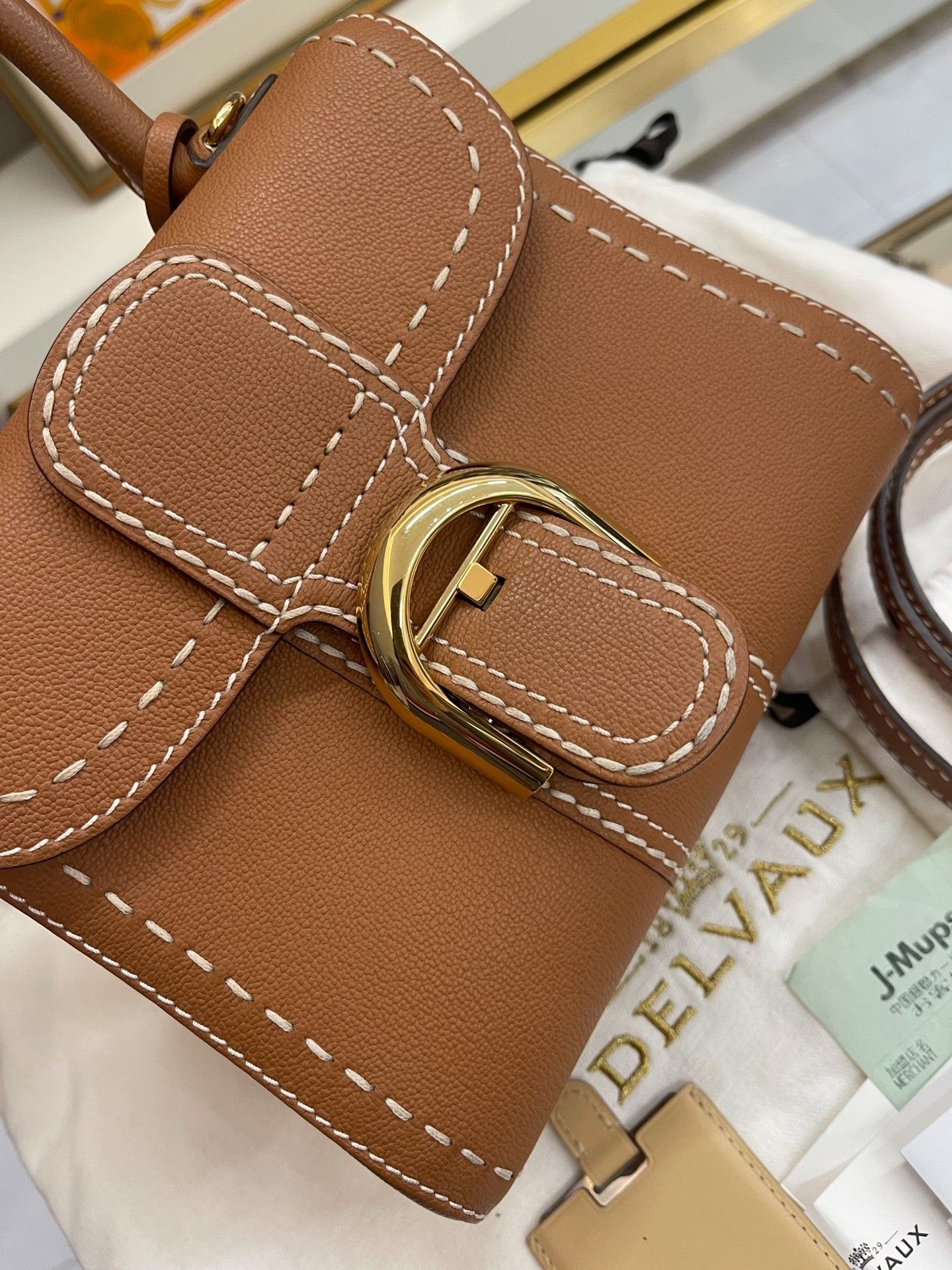 Louis Vuitton Pre-loved Bag Very good condition Size ONE SIZE - 5 Thumbnail