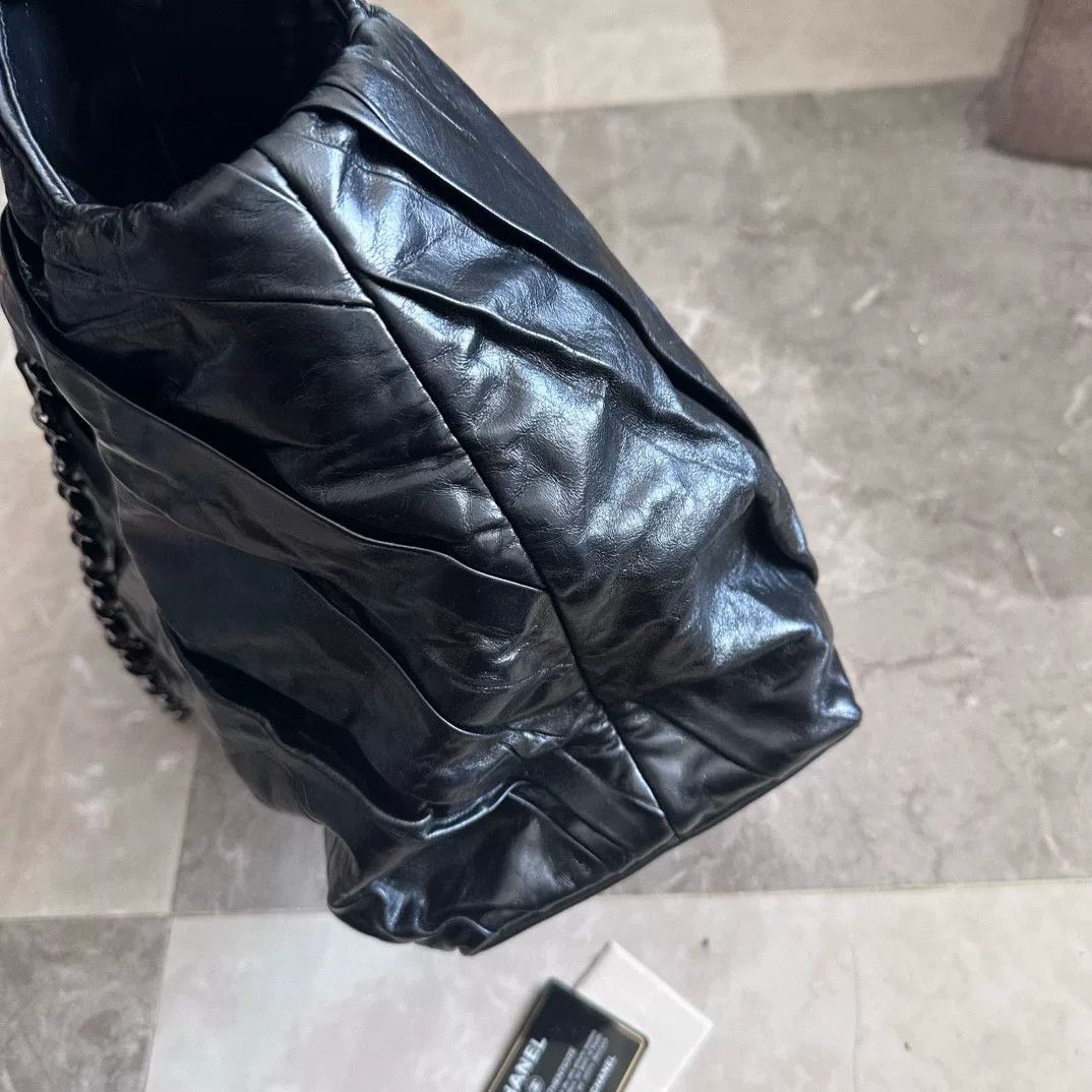 Chanel Pre-loved Bag Very good condition Size ONE SIZE - 5 Thumbnail