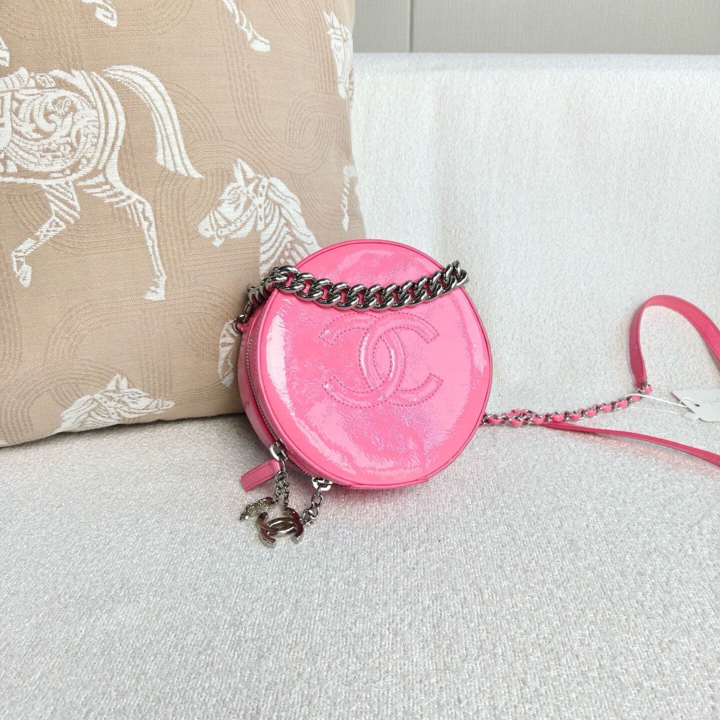 Chanel Pre-loved Bag Very good condition Size ONE SIZE - 6 Thumbnail