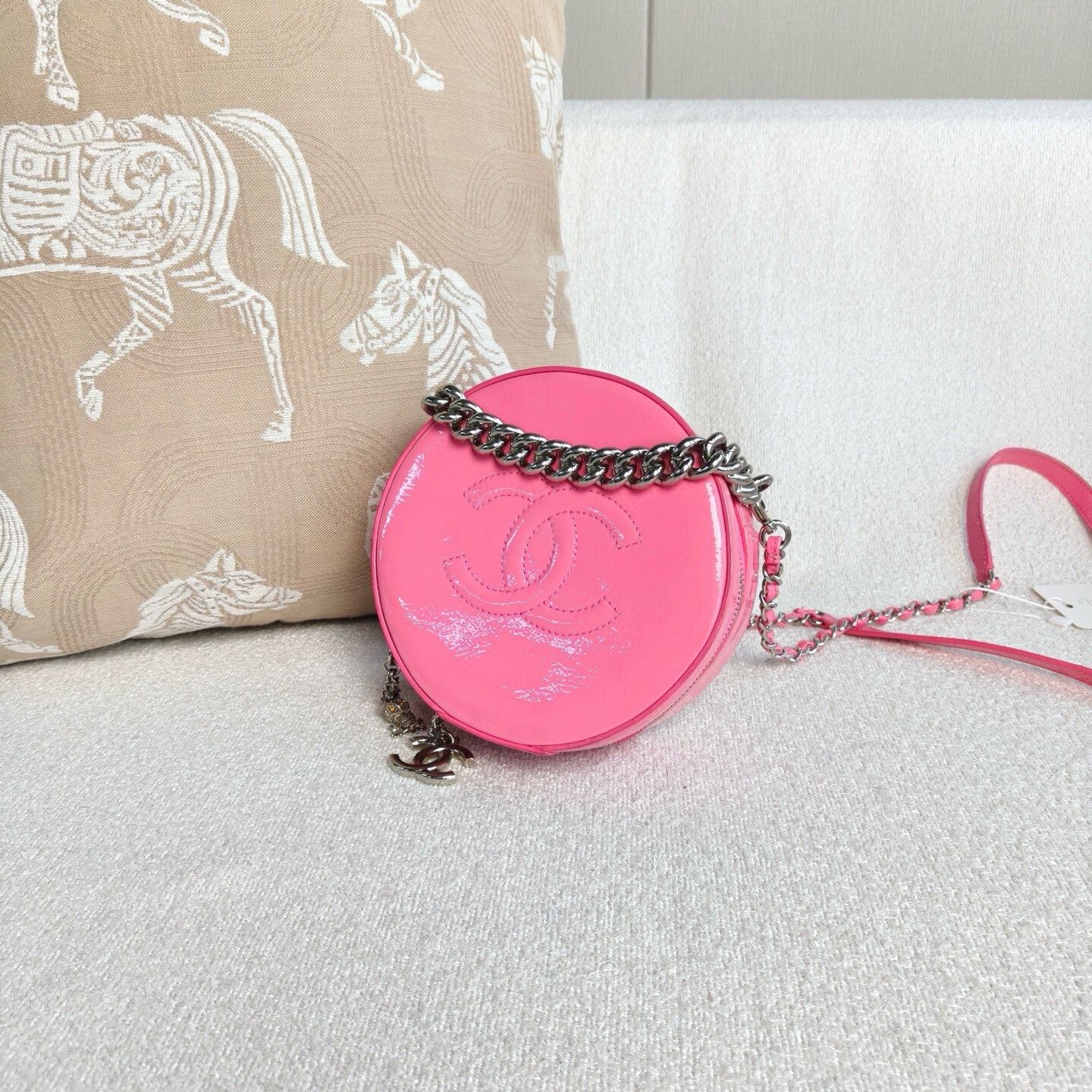 Chanel Pre-loved Bag Very good condition Size ONE SIZE - 4 Thumbnail