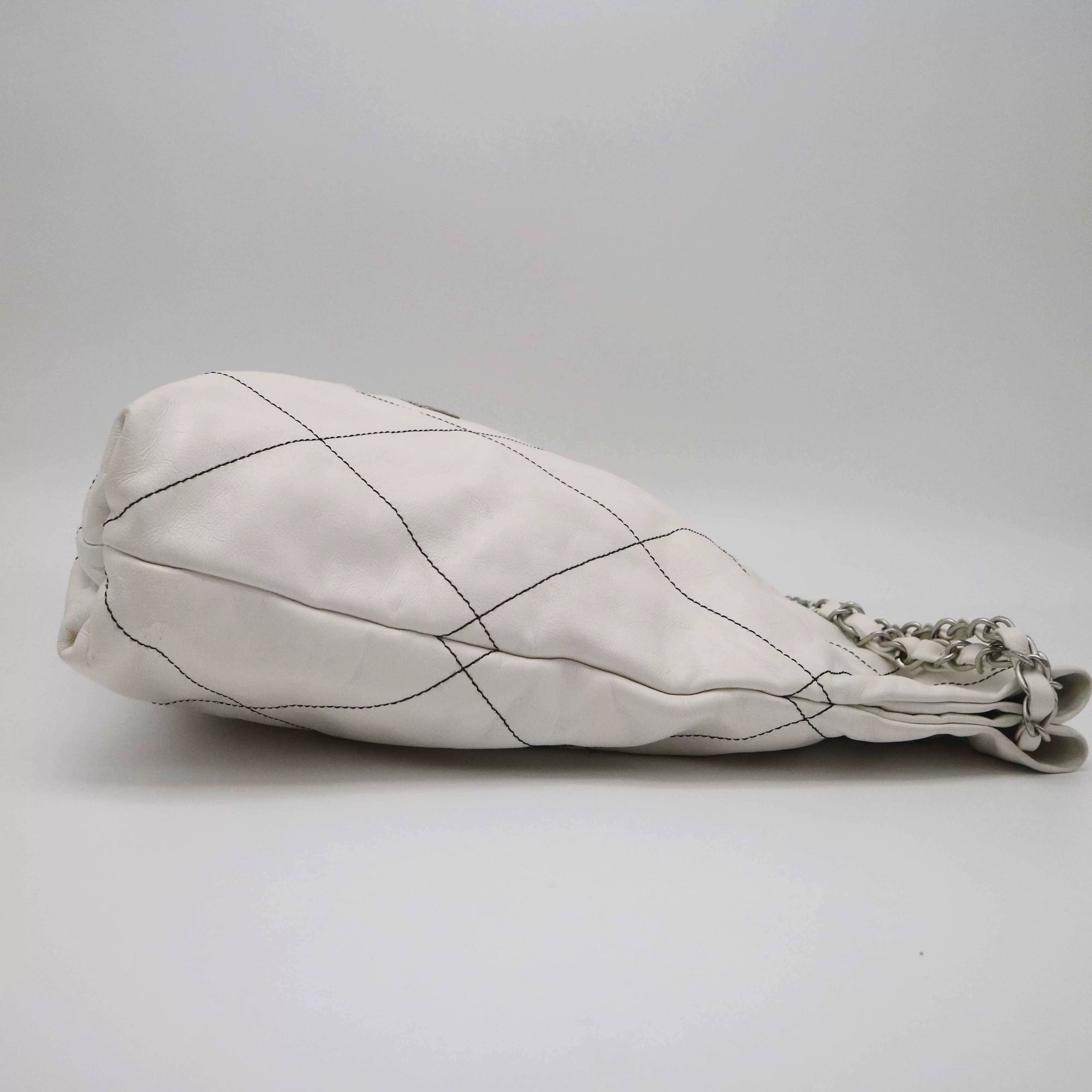 Chanel Pre-loved Bag Very good condition Size ONE SIZE - 6 Thumbnail