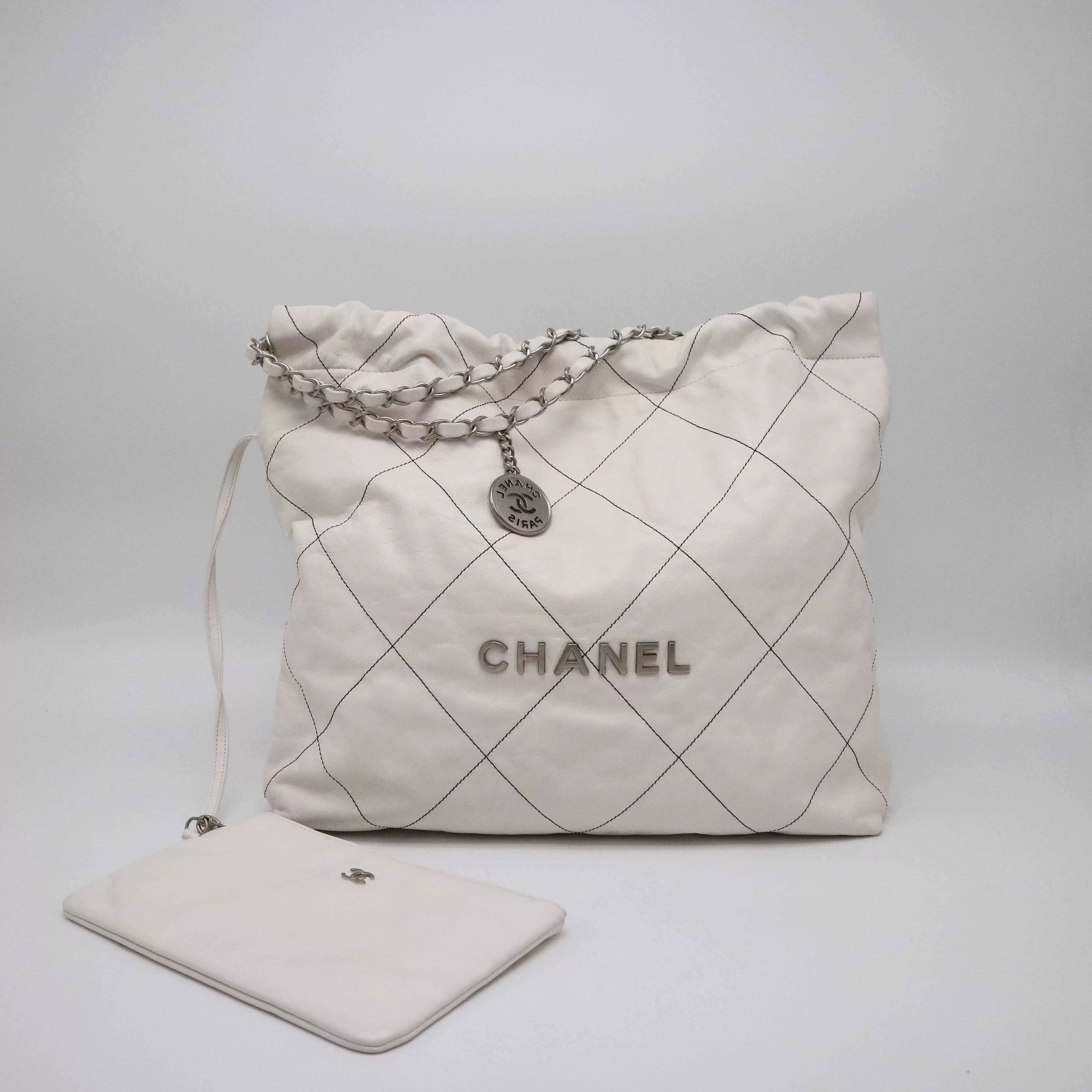 Chanel Pre-loved Bag Very good condition Size ONE SIZE - 2 Thumbnail