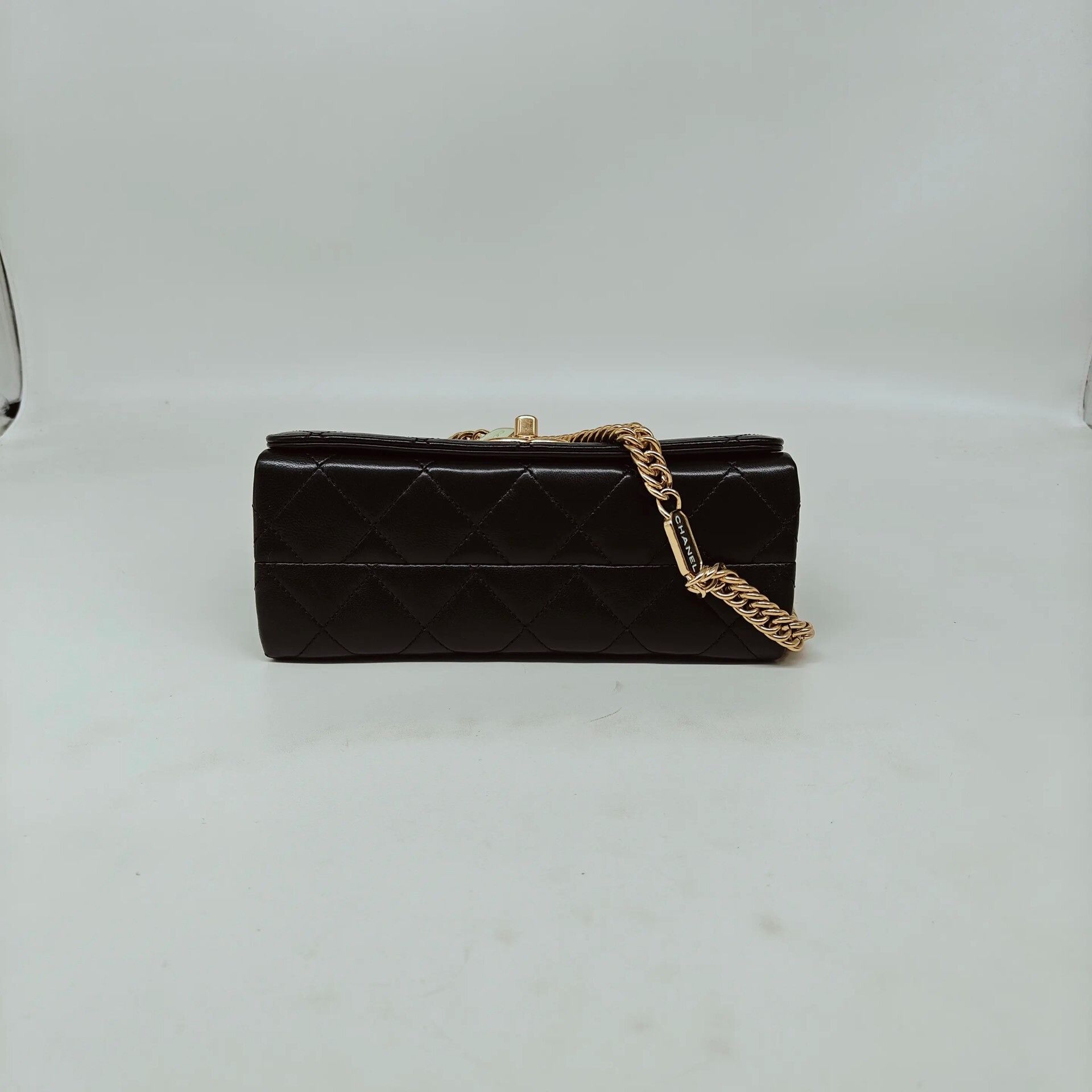 Chanel Pre-loved Bag Very good condition Size ONE SIZE - 6 Thumbnail