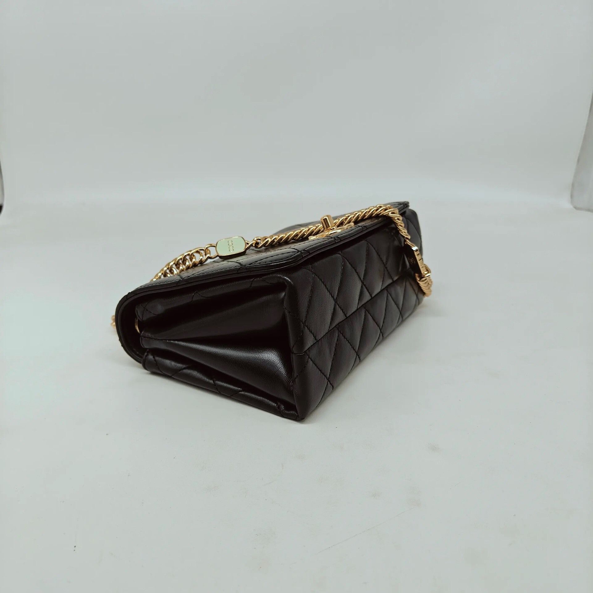 Chanel Pre-loved Bag Very good condition Size ONE SIZE - 5 Thumbnail