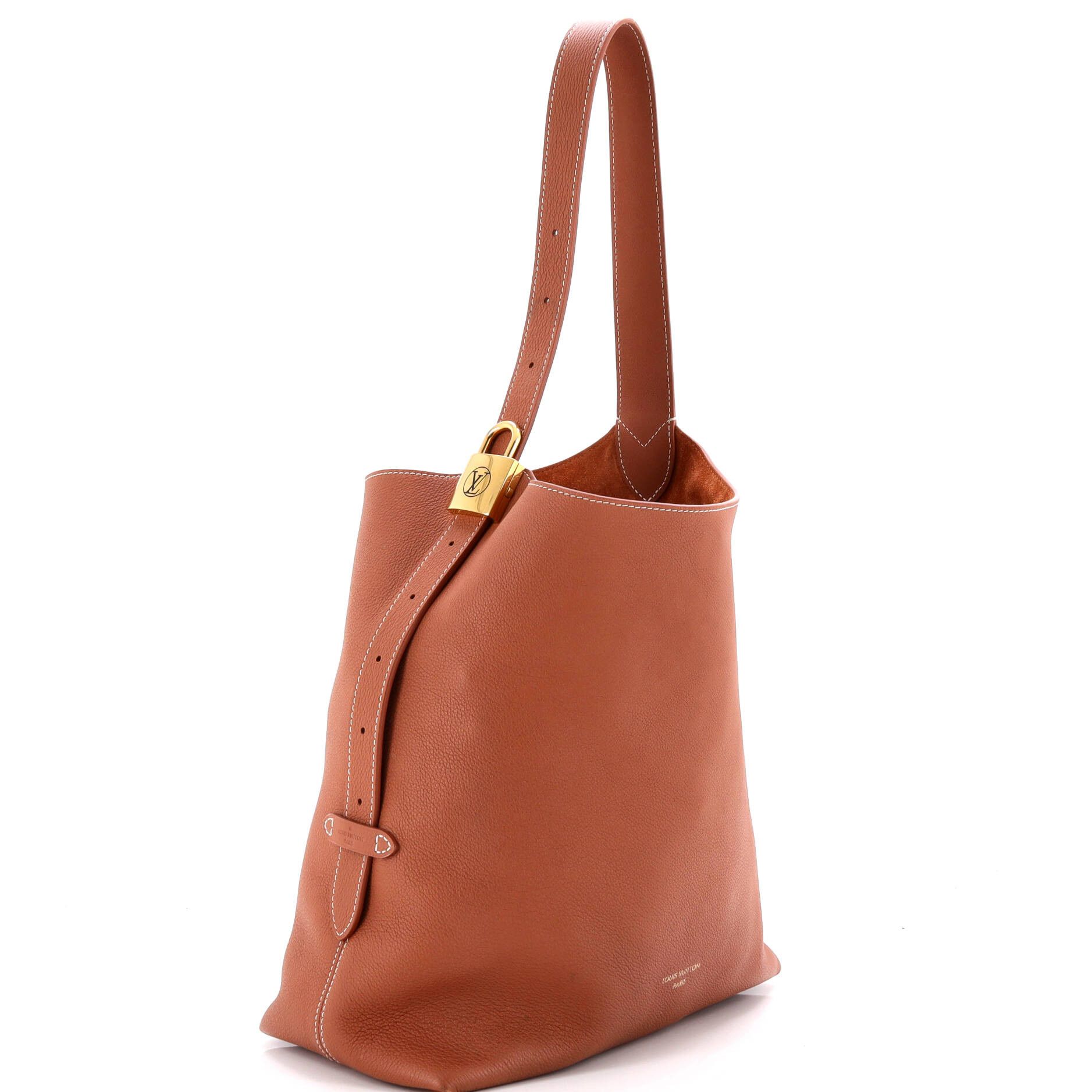 Louis Vuitton Low Key Hobo Size ONE SIZE - 3 Thumbnail