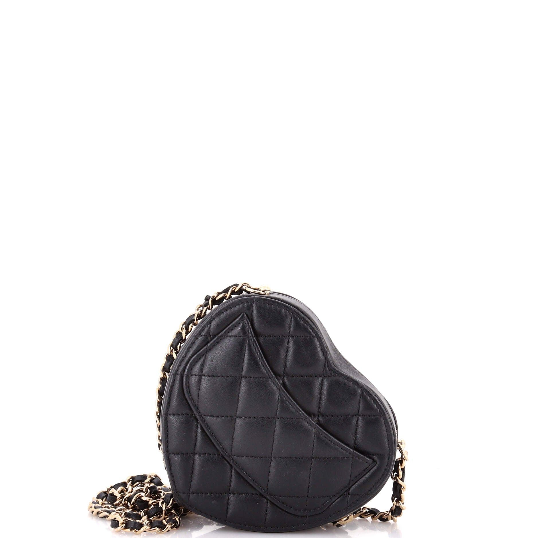 Chanel CC in Love Heart Clutch with Chain Size ONE SIZE - 3 Thumbnail
