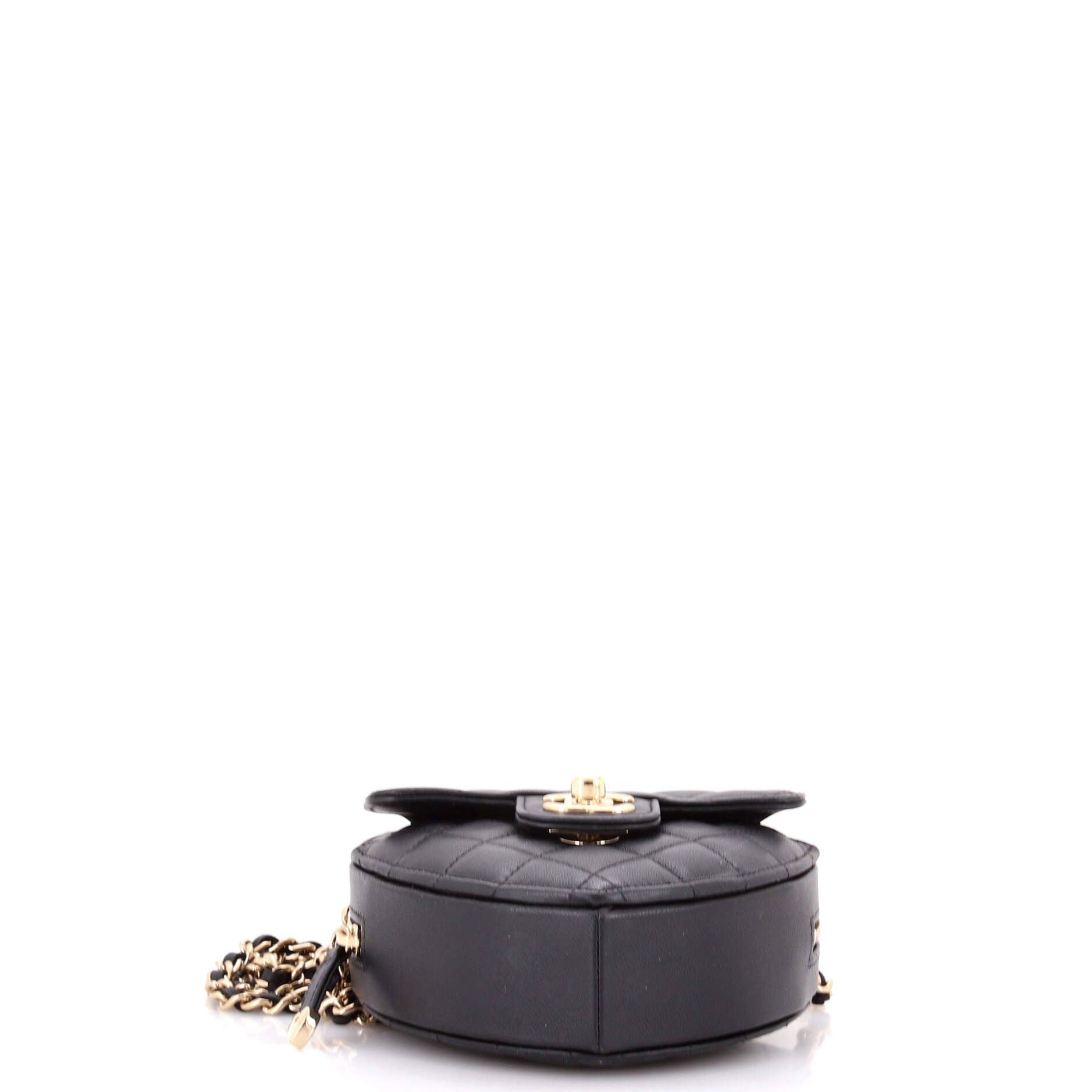 Chanel CC in Love Heart Clutch with Chain Size ONE SIZE - 4 Thumbnail