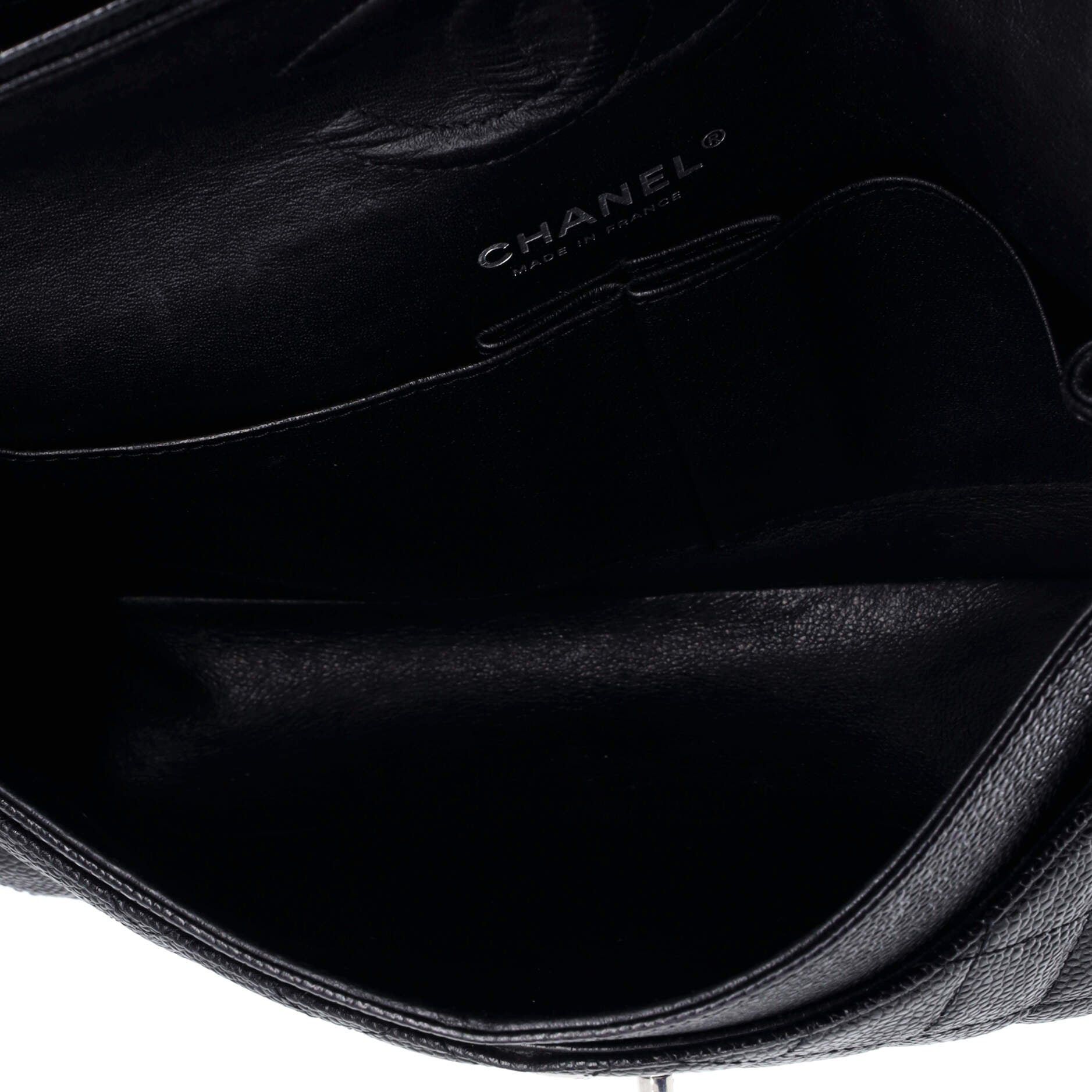Chanel Vintage Classic Double Flap Bag Size ONE SIZE - 5 Thumbnail
