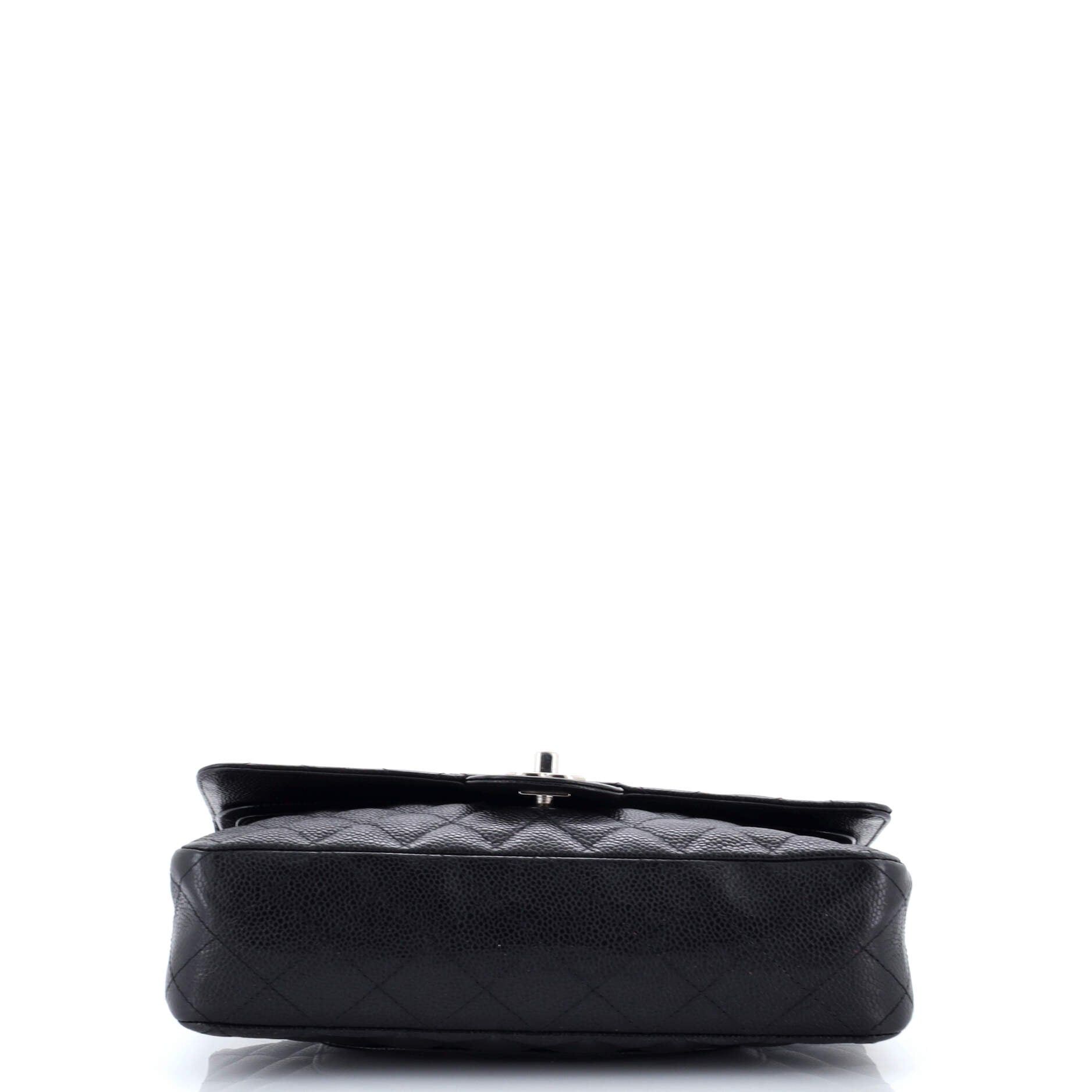 Chanel Vintage Classic Double Flap Bag Size ONE SIZE - 4 Thumbnail