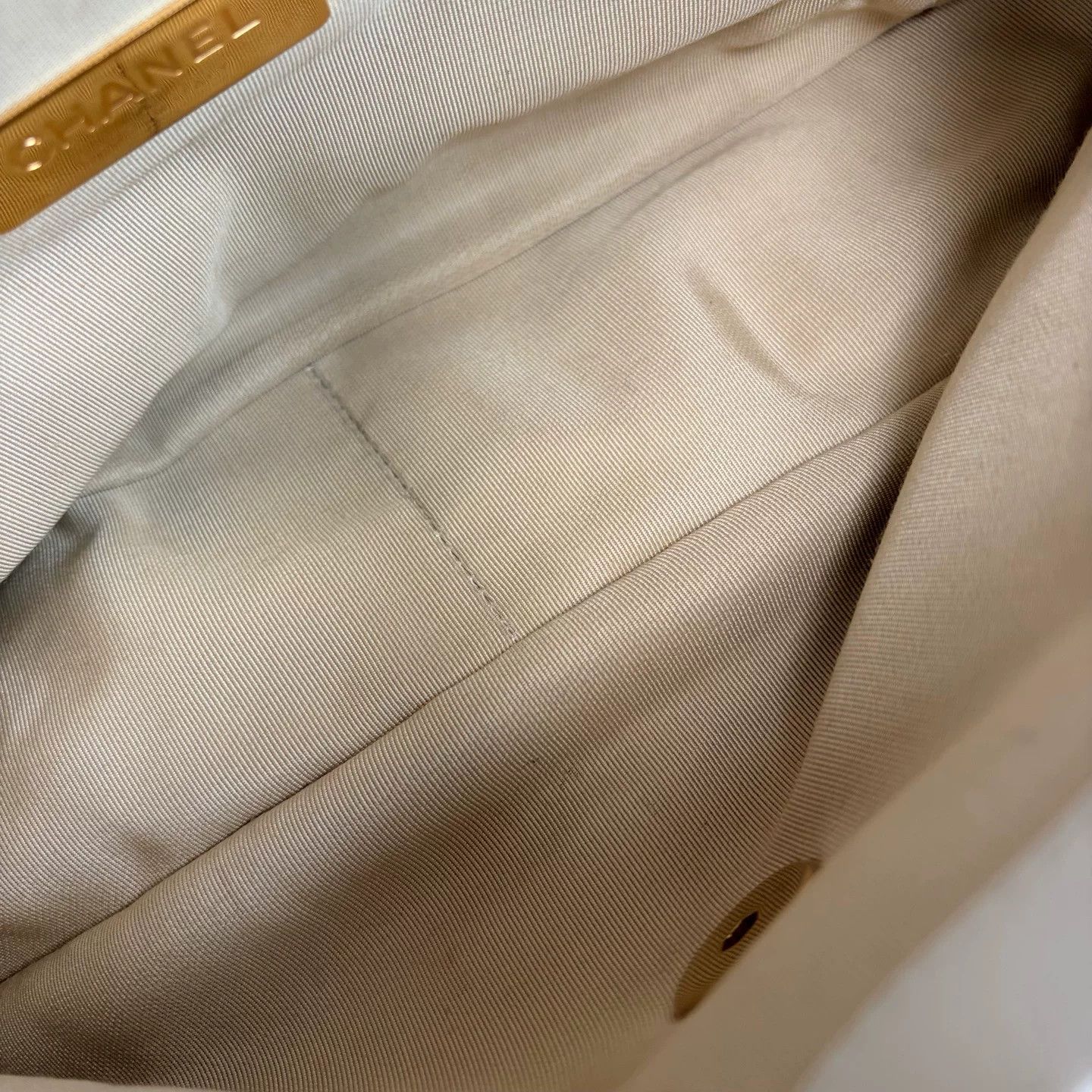 Chanel Pre-loved Bag Very good condition Size ONE SIZE - 7 Thumbnail