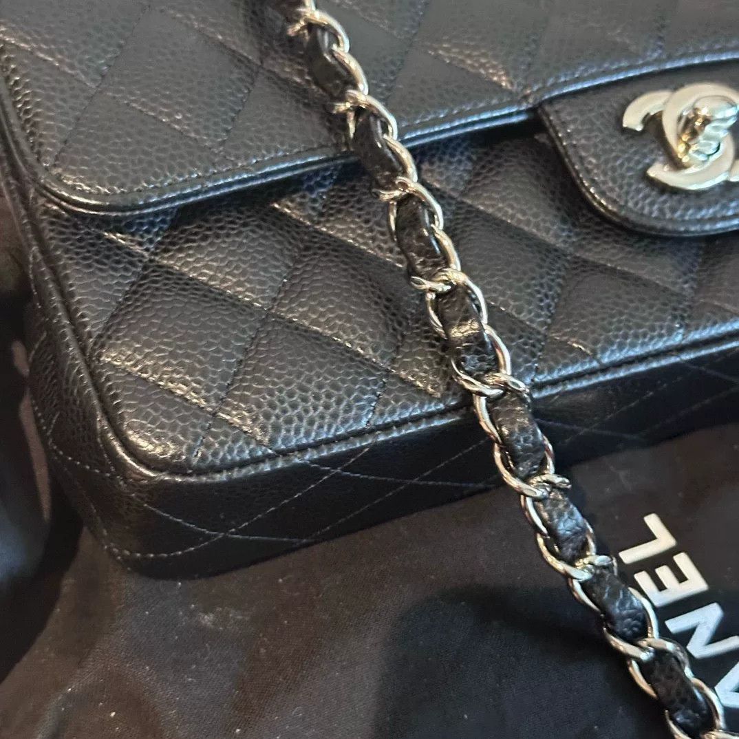 Chanel Pre-loved Bag Very good condition Size ONE SIZE - 5 Thumbnail