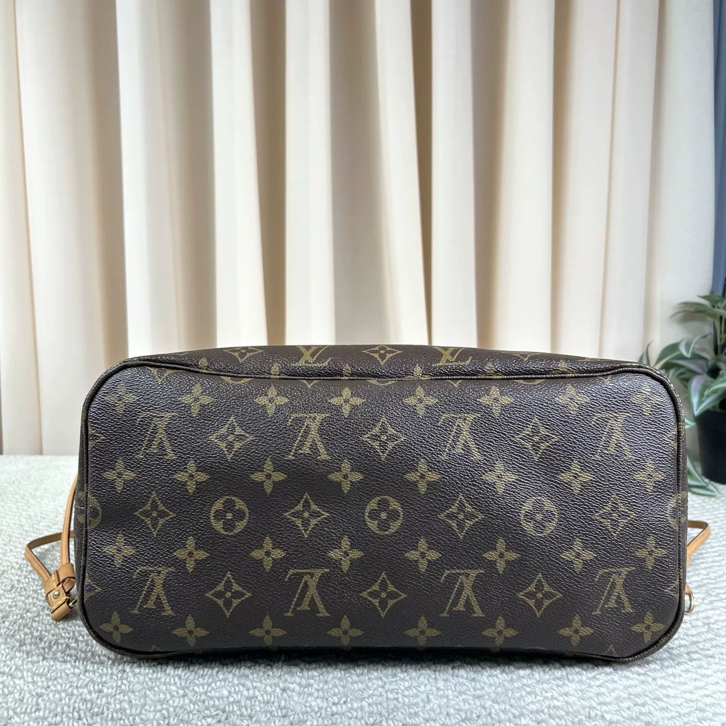 Louis Vuitton Pre-loved Bag Very good condition Size ONE SIZE - 3 Thumbnail