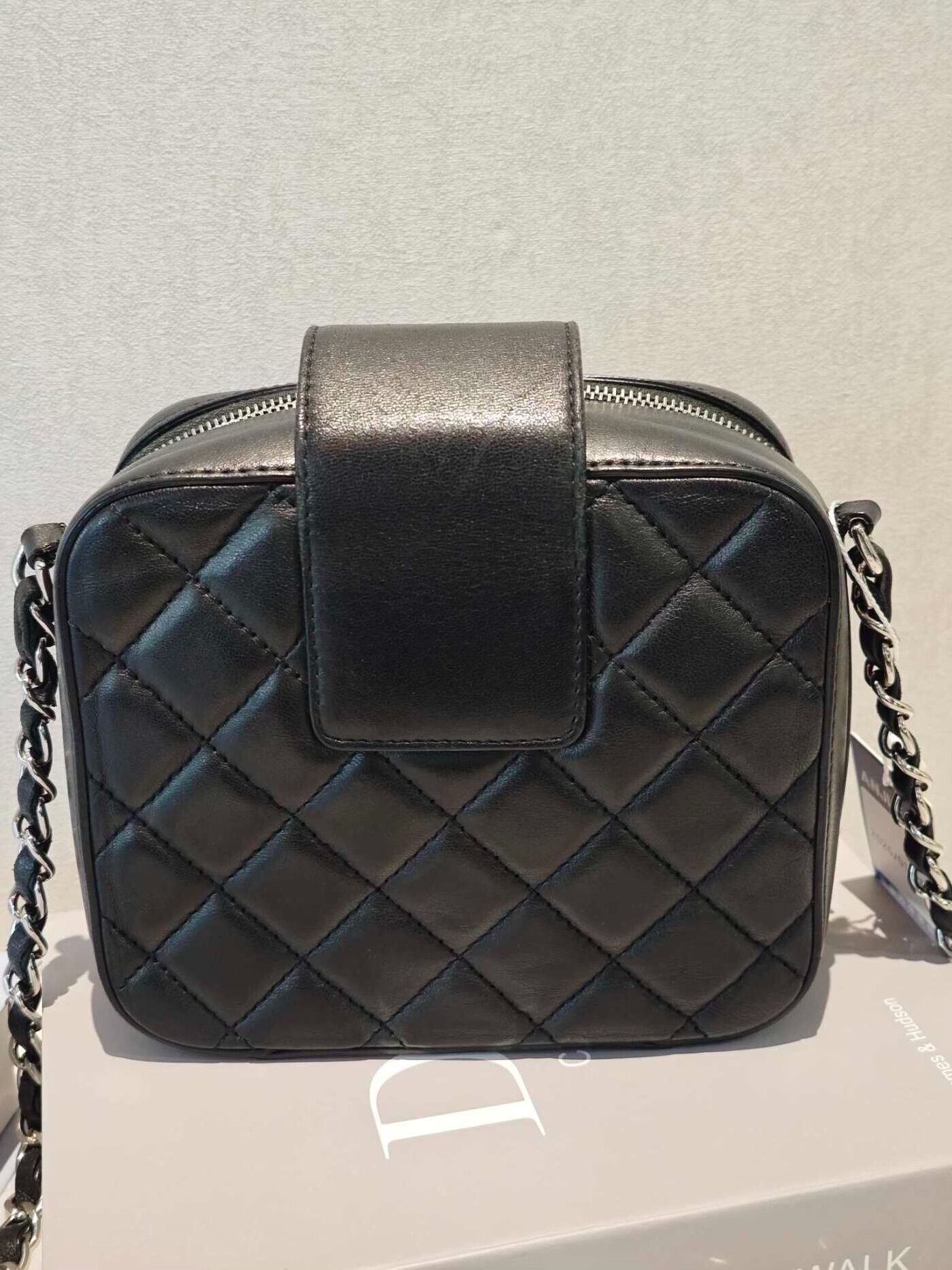 Chanel Pre-loved Bag Very good condition Size ONE SIZE - 2 Thumbnail